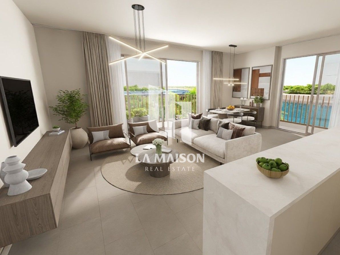 Full Canal View | 2BR + M | Corner Apartment