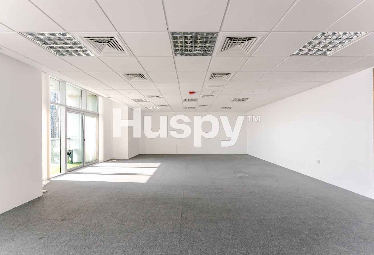 Low Floor | Vacant | Near Metro