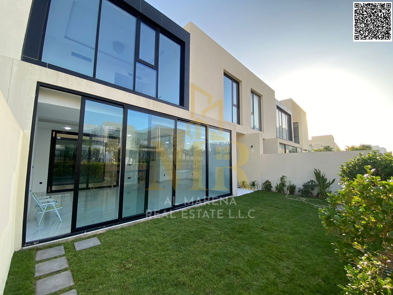 Distinctive villa for rent in Al Zorah with a total area of 3,100 sqft, featuring a practical design and spacious layout ideal for families seeking co