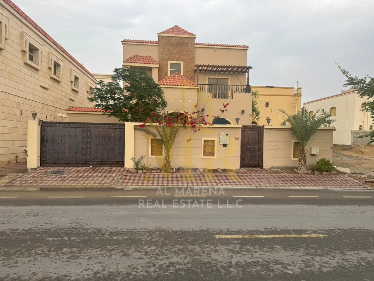 Residential and Commercial Villa for Sale in Al Rawda, Ajman | Near the Mosque on a Main Street | 5 Master Bedrooms | Large Yard | Price Includes Elec