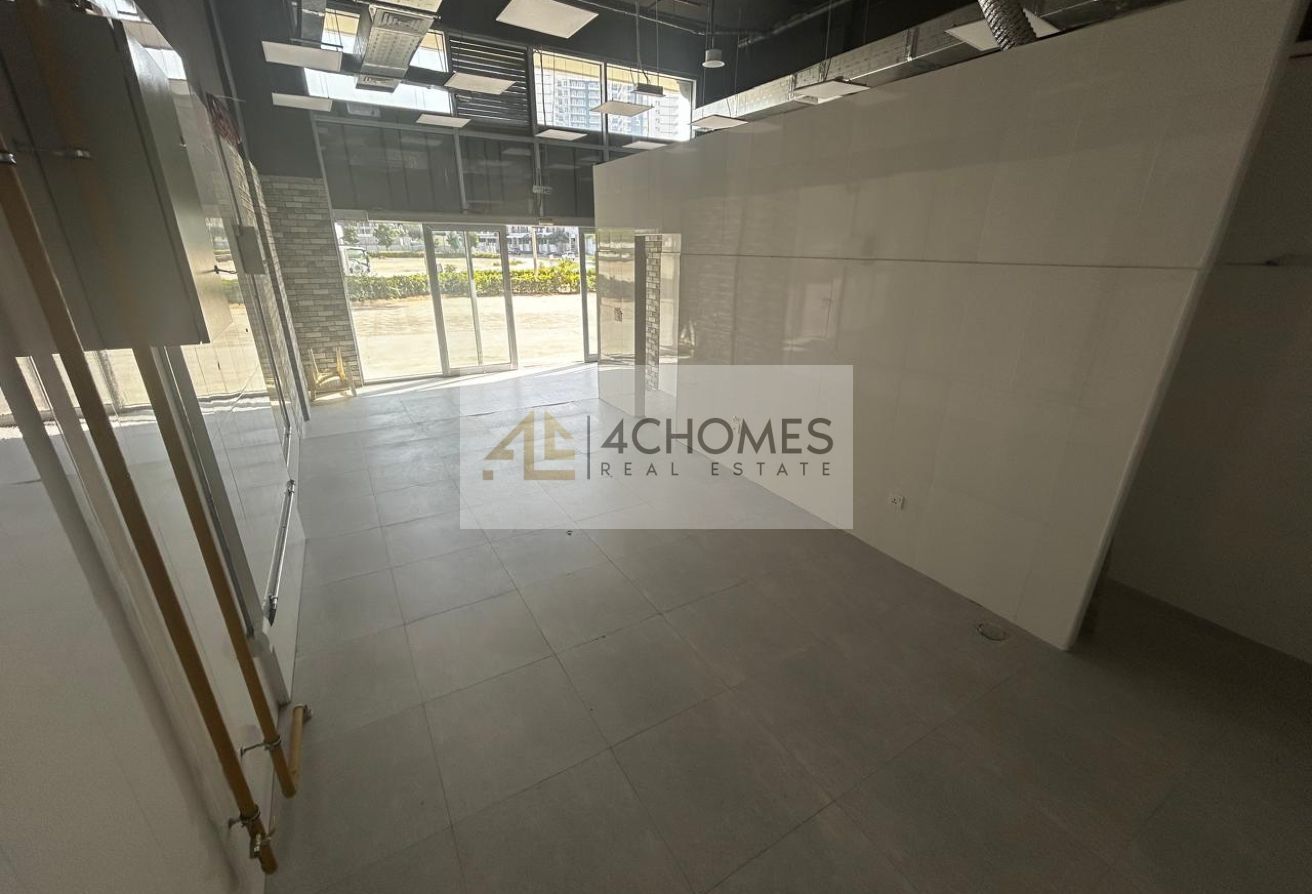 Fitted Shop Vacant with Partition Parking Included