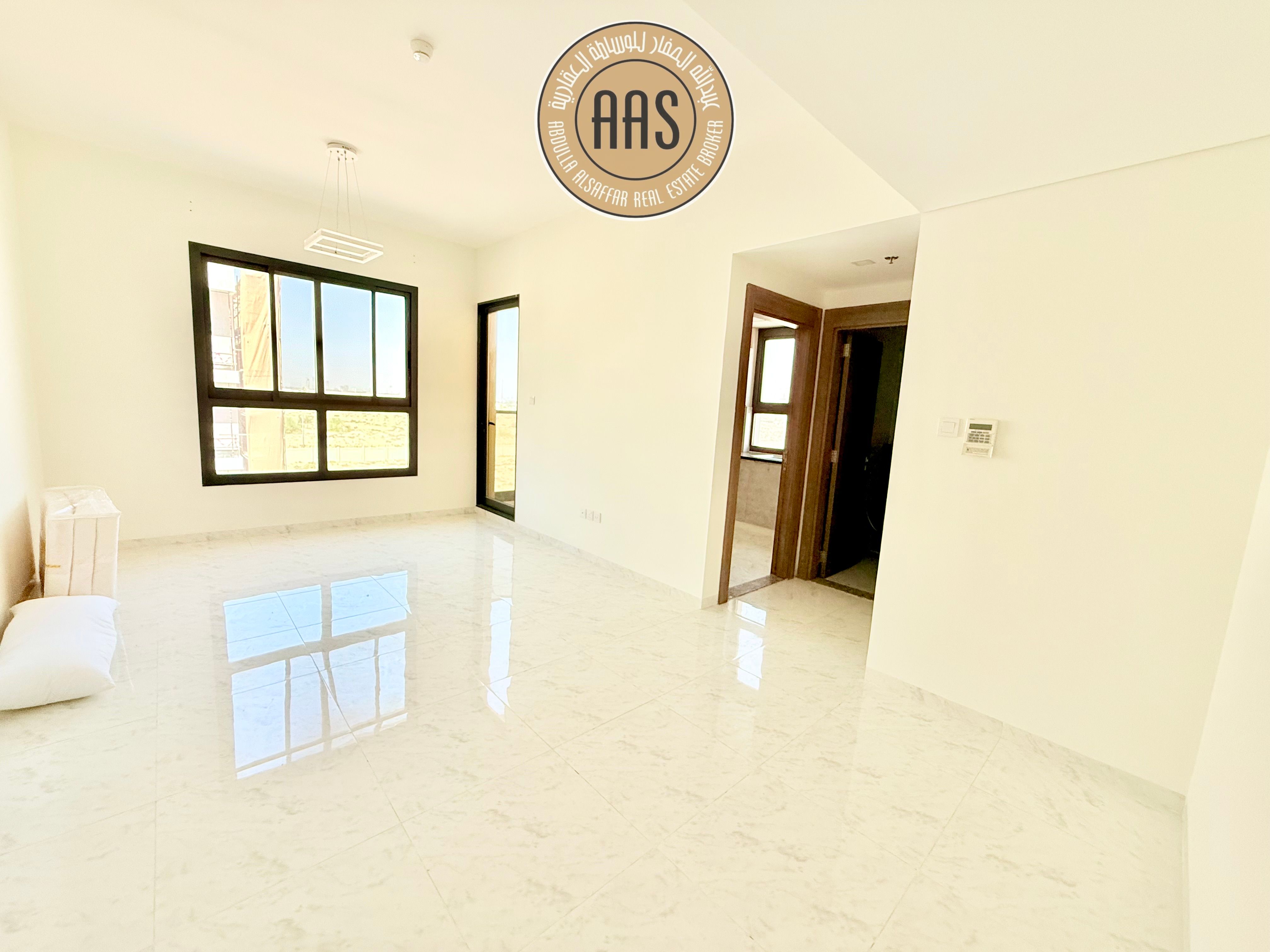 Like New Building Spacious Bright 1BHK Best Rent Available