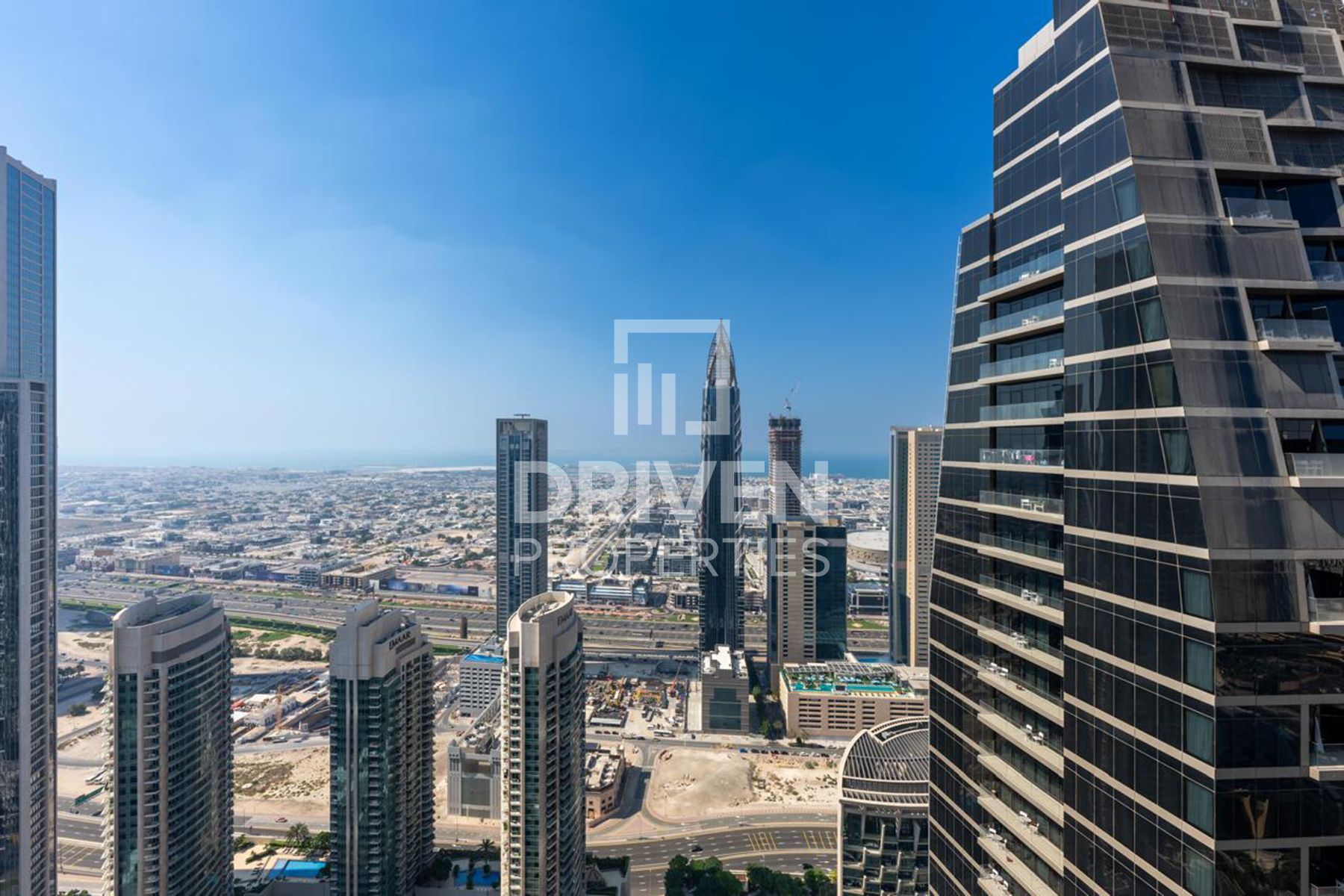 1BR Apartment for sale in Downtown Dubai, Dubai — AED 210K