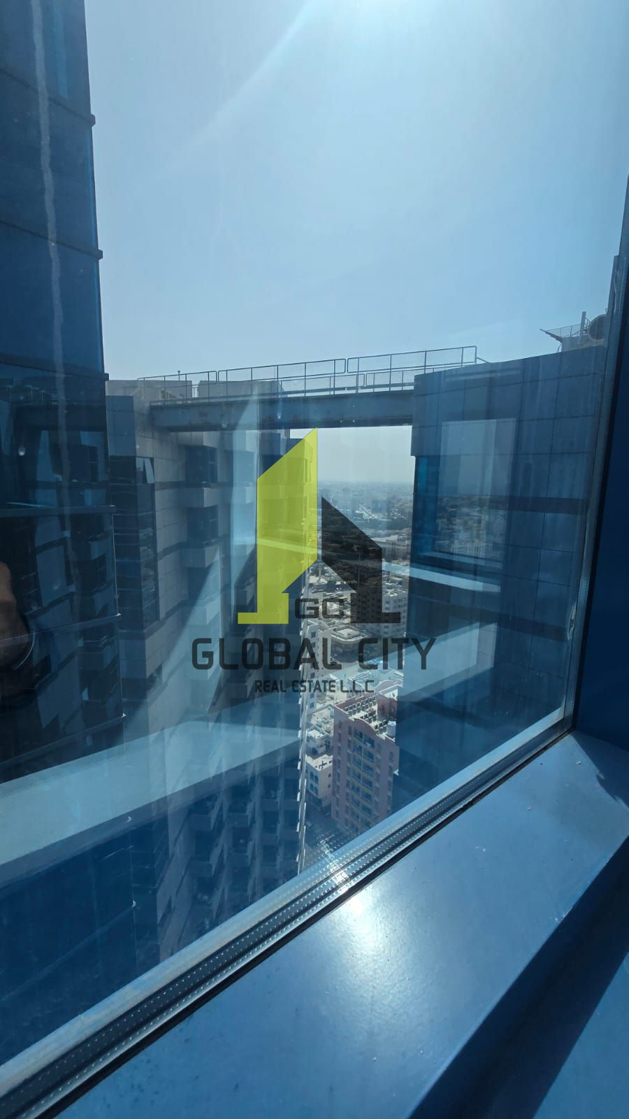 Urgent Sale – empty office available for sale Below Market Price only in 400000