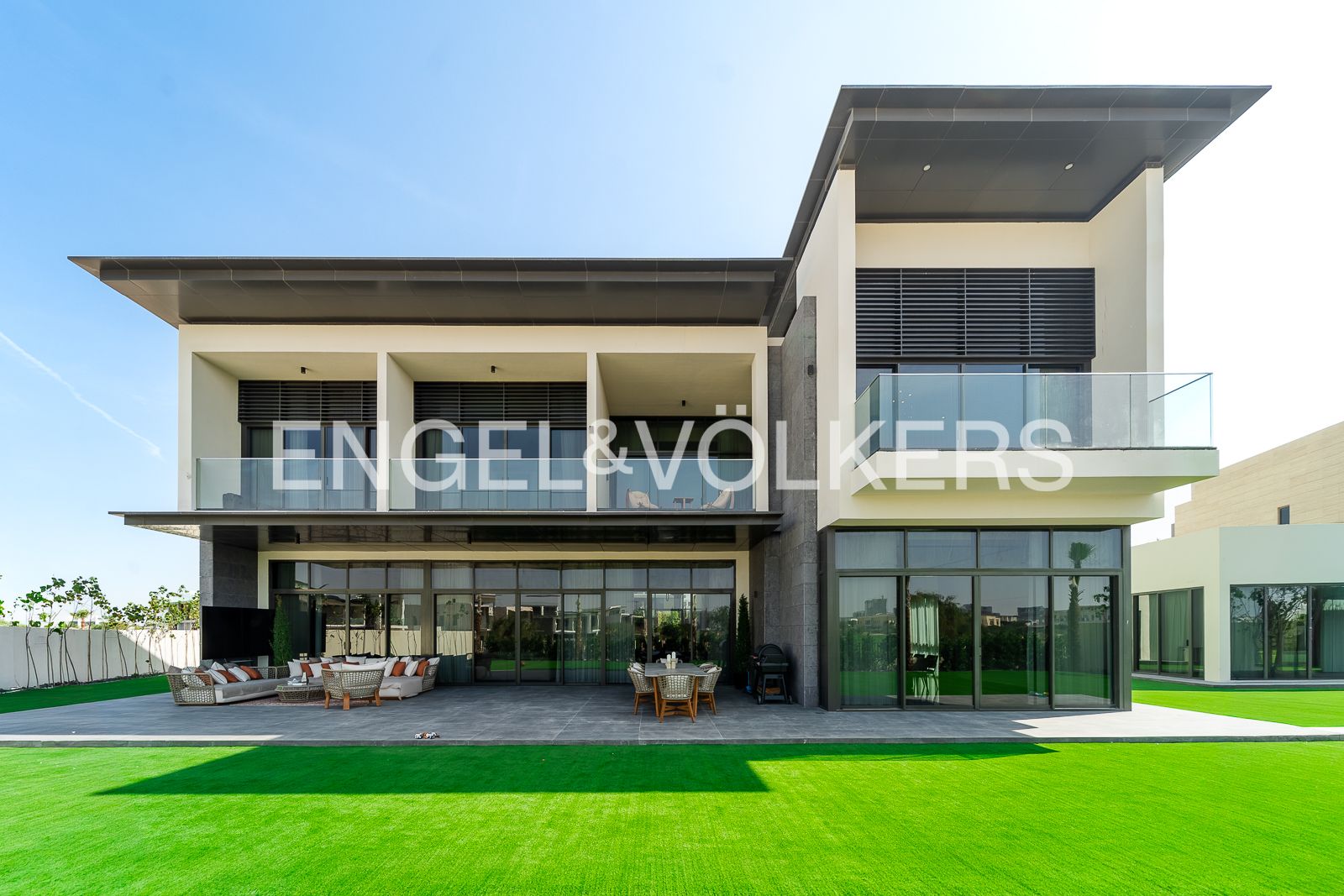 Golf Course Views | Biggest Plot | Fully Furnished