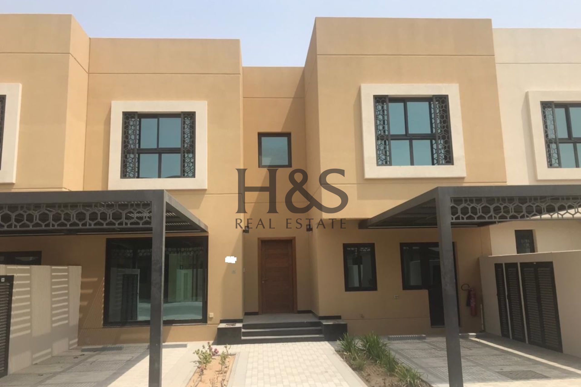 4BR Middle Unit | Spacious Layout | Prime Investment