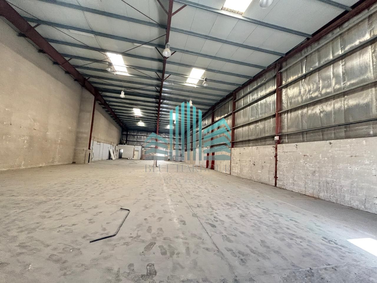 ONLY FOR CREATIVE BUSINESS | EASY ACCESS TO MAIN ROAD | MORE OPTIONS AVAILABLE