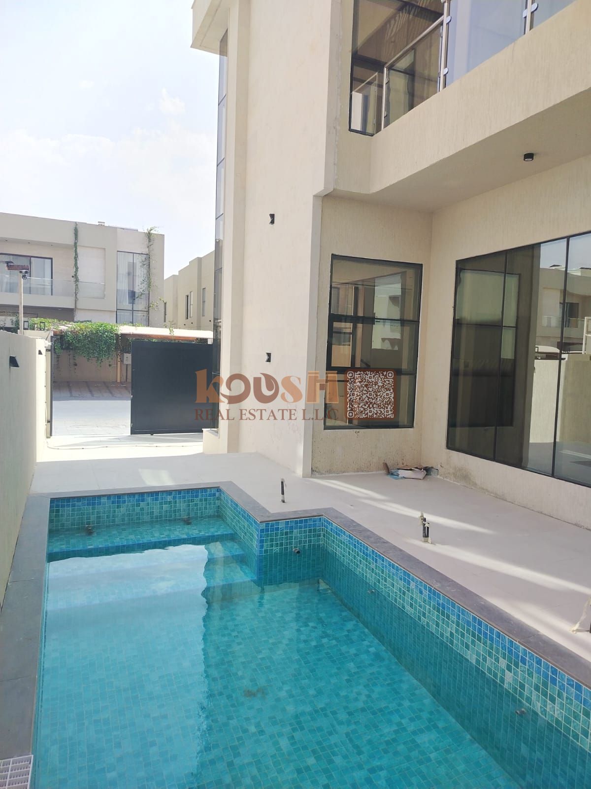 For Sale: Luxury Two-Story and roof with privet pool Villa in al yasmeen ajman