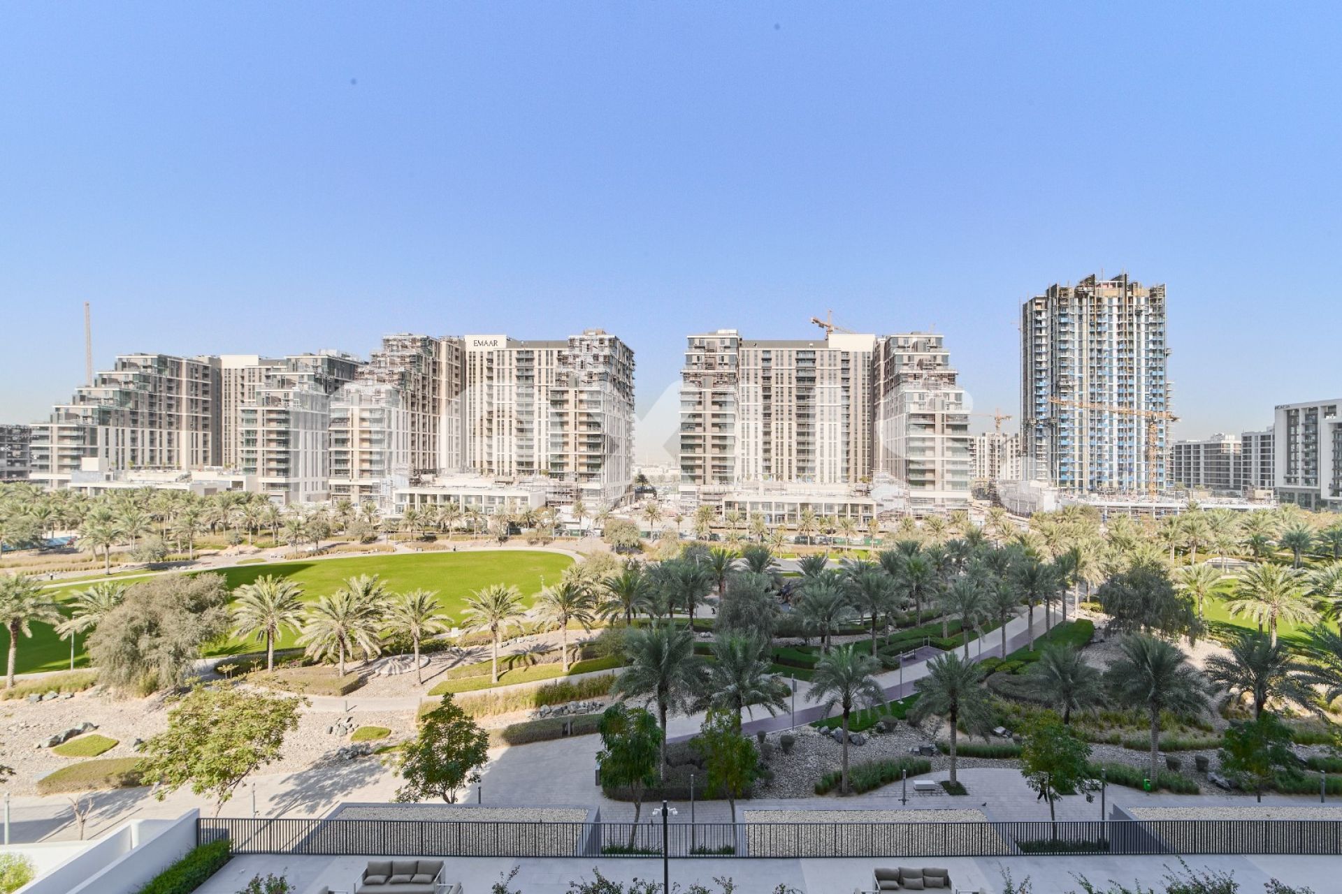 2BD | FULLY FURNISHED | FULL PARK VIEW | VACANT