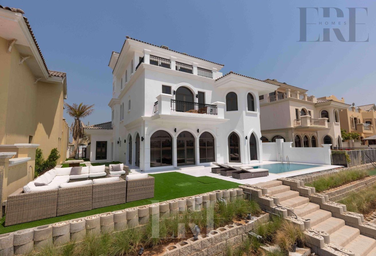 Fully Upgraded | Private Beach | Luxurios