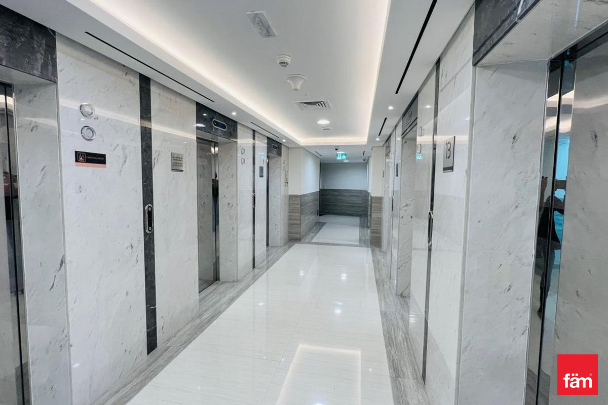 High Floor / Well Maintained / Negotiable