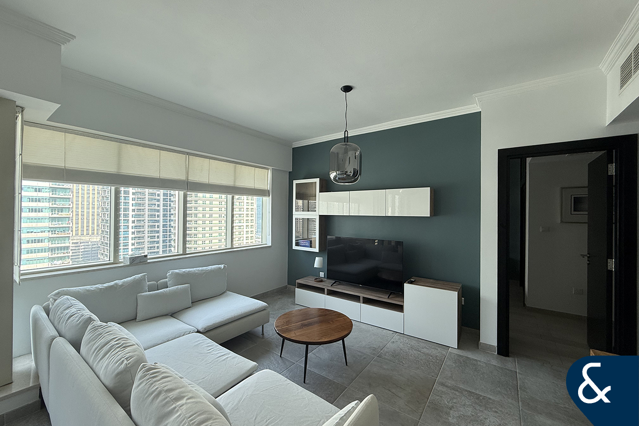 High Floor Unit | One Bedroom | Marina Views