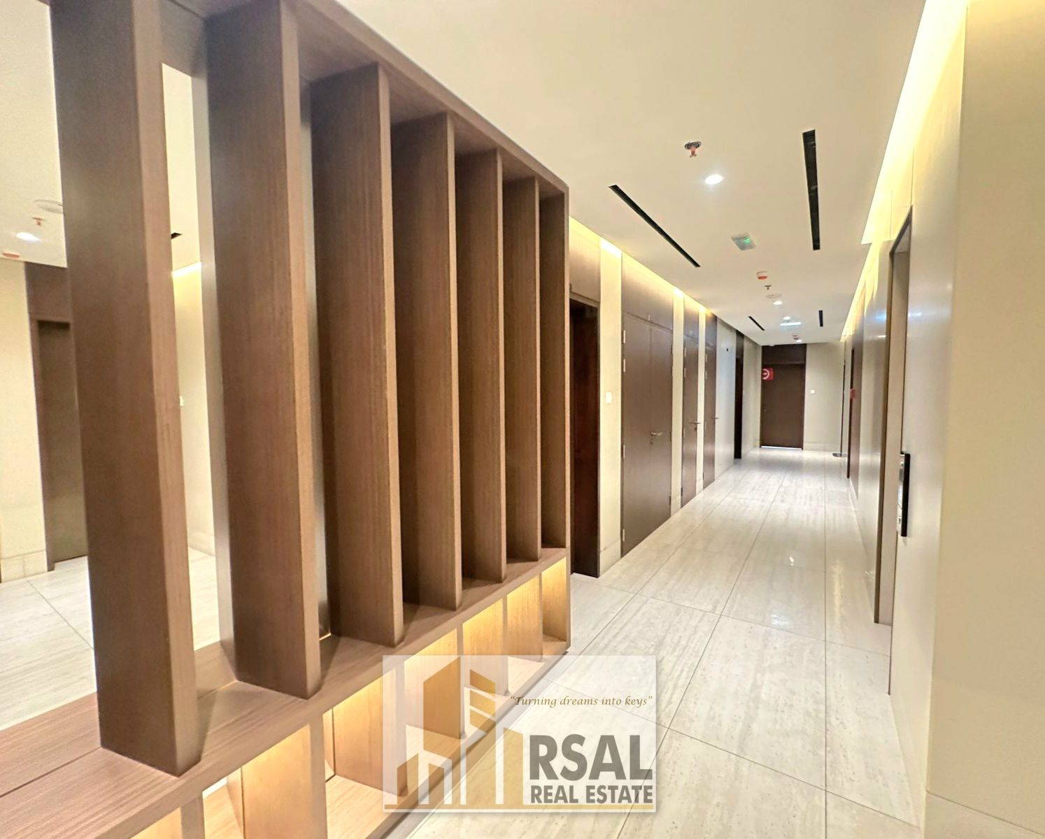 No Commission / 12 Cheq Payment / No Depsoit Cash / With Car Parking And Pool / Near Sharjah Airport