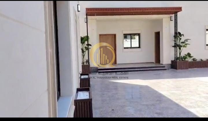 *For sale: Villa in Sharjah, Al Mansoura area, single-story on a corner with two streets* Area: 5,086 sq ft Consists of 6 master bedrooms, 2 living r