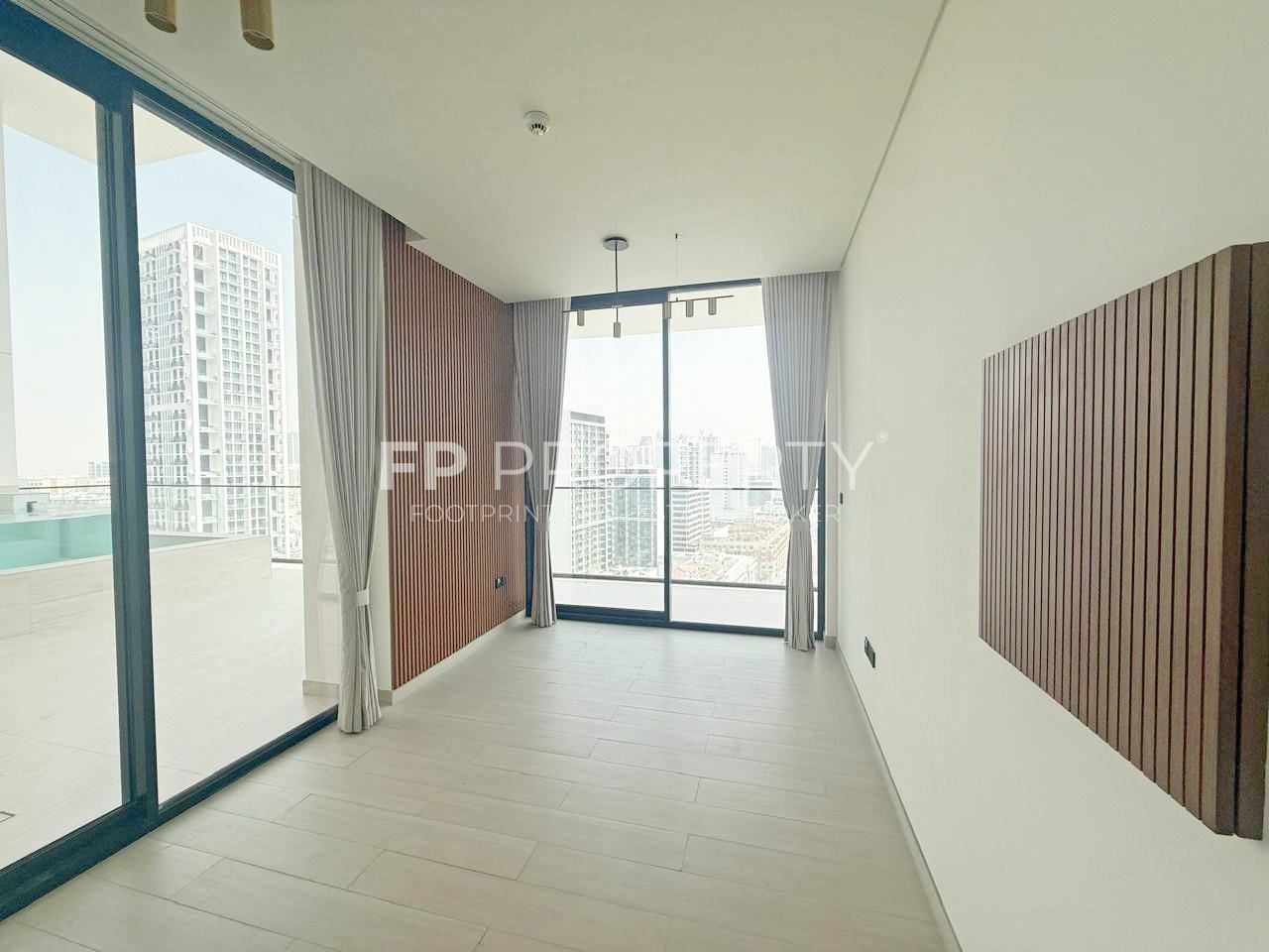 Luxurious 2BHK Apartment | Kitchen Appliances