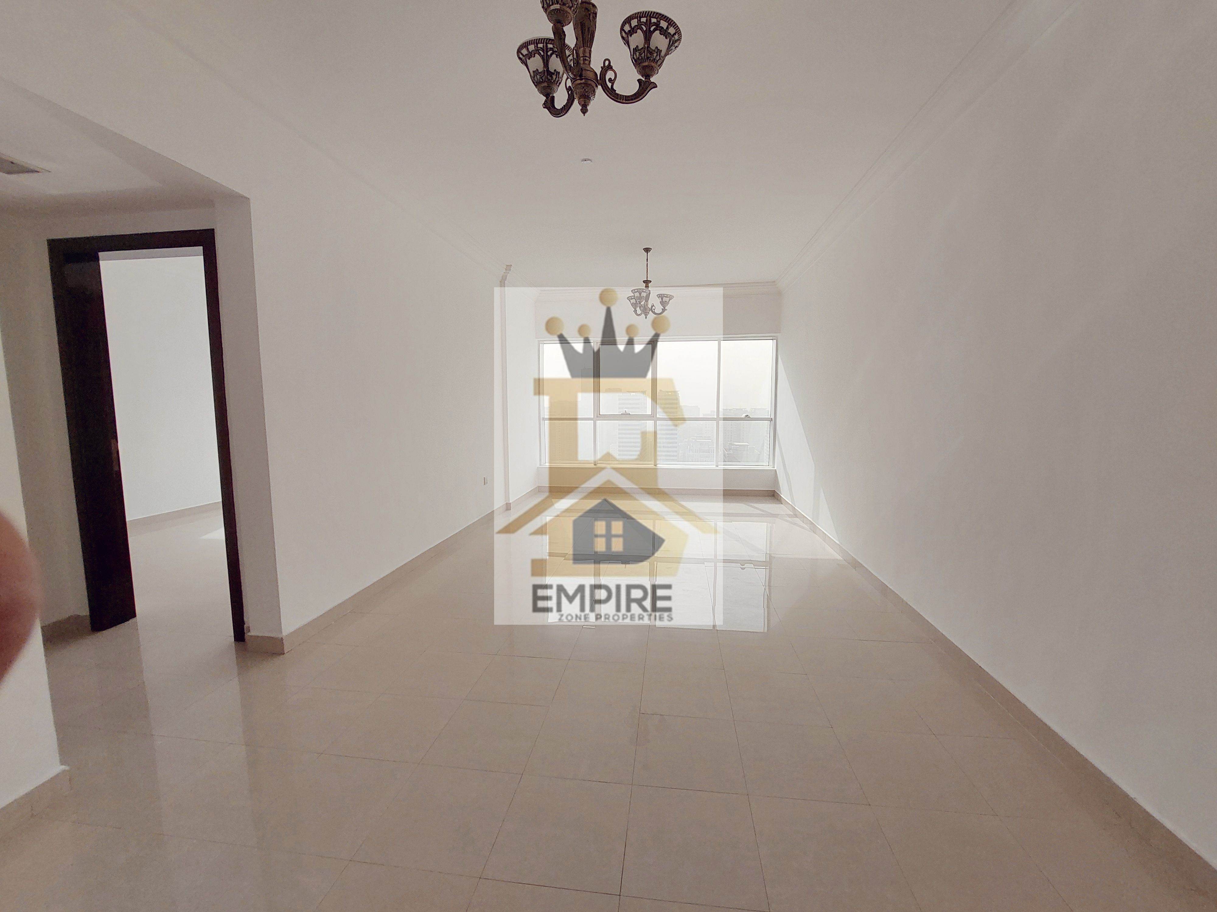 luxury living with opne view big windows wardrobes good finishing gym&pool and maintenance free also kids play area free prime location near close exit to dubai