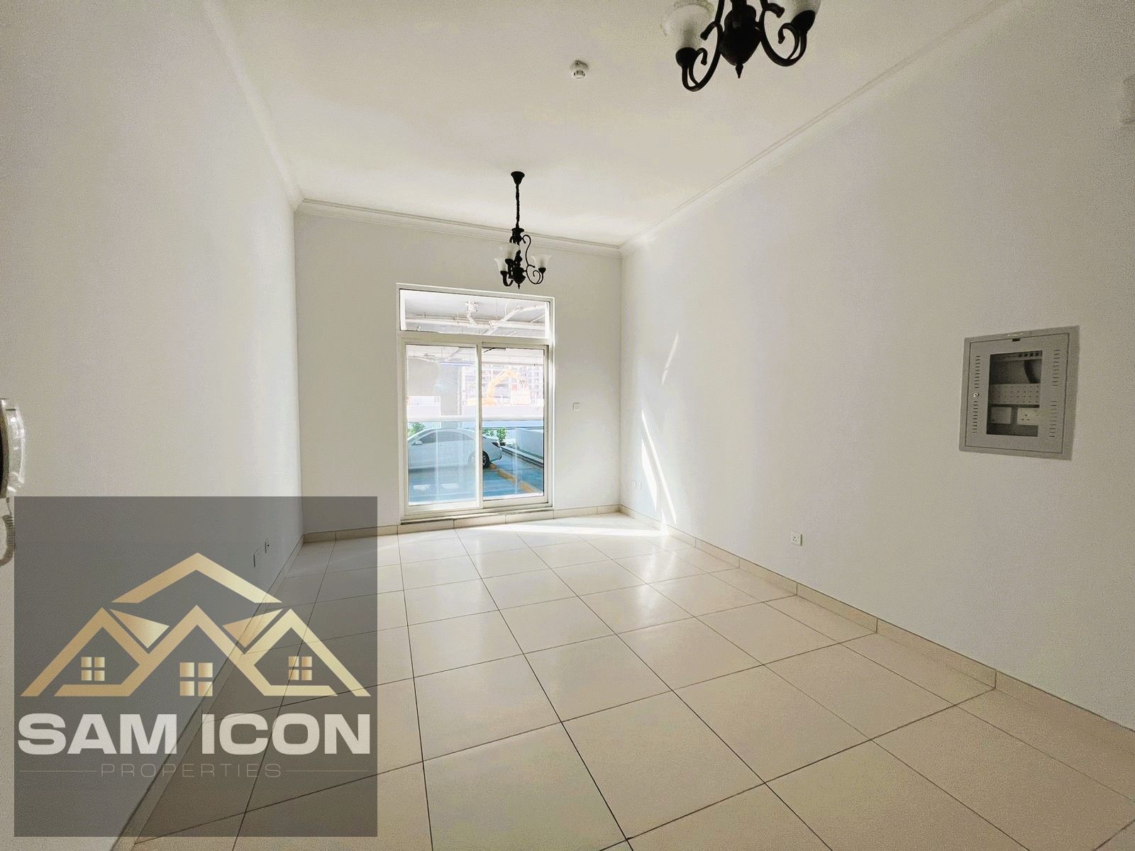 Modern 1BR Apartment | Prime Location | Premium Amenities