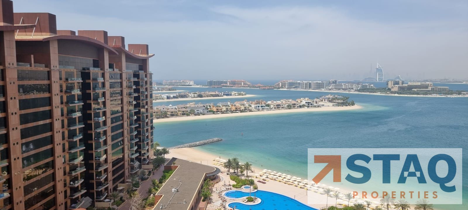 SPACIOUS l SEA VIEW l PRIME LOCATION