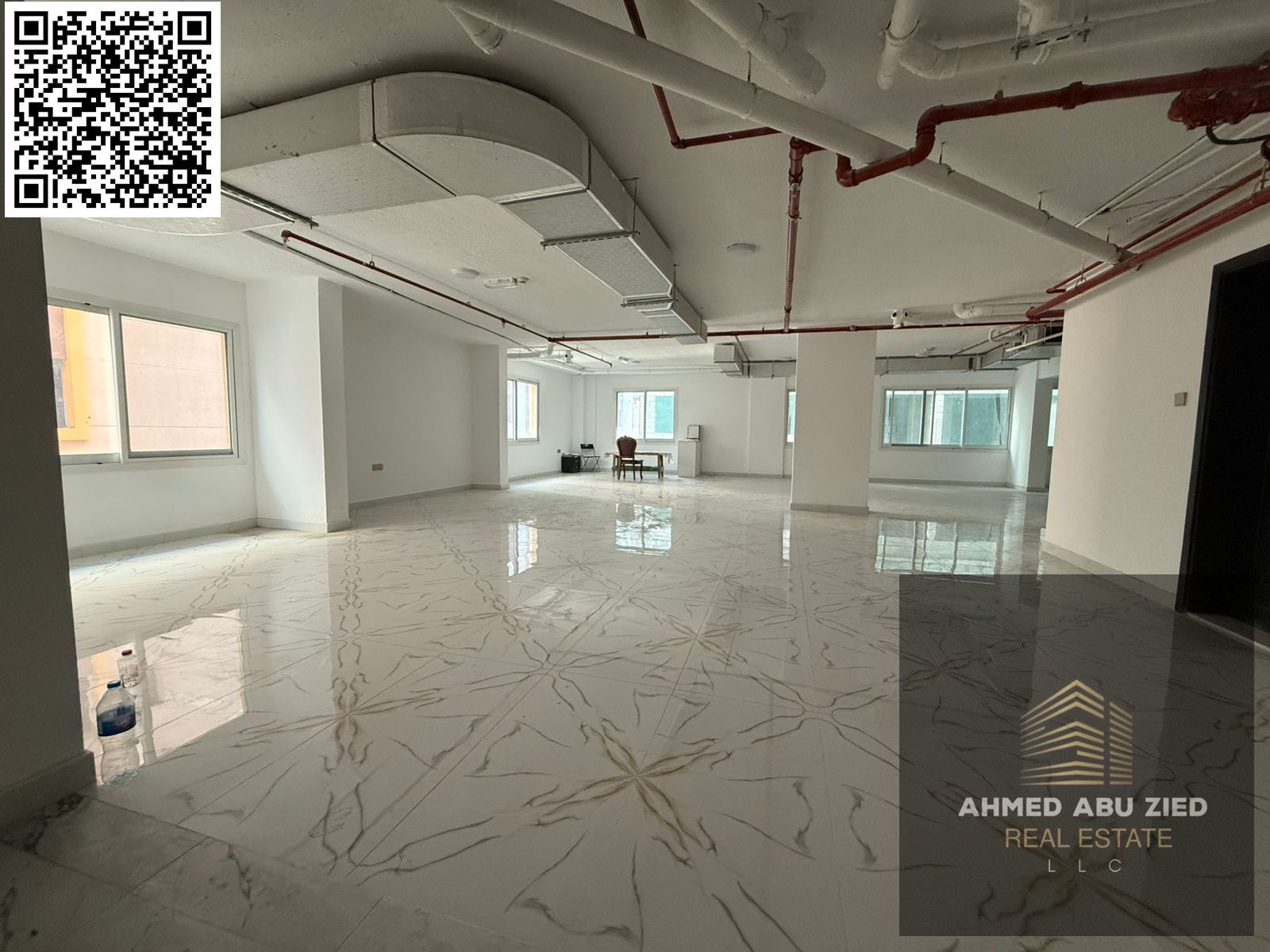 Largest office or commercial floor for annual rent in Al Muwaihat 3, Ajman | Large space | Flexible payment options | New building