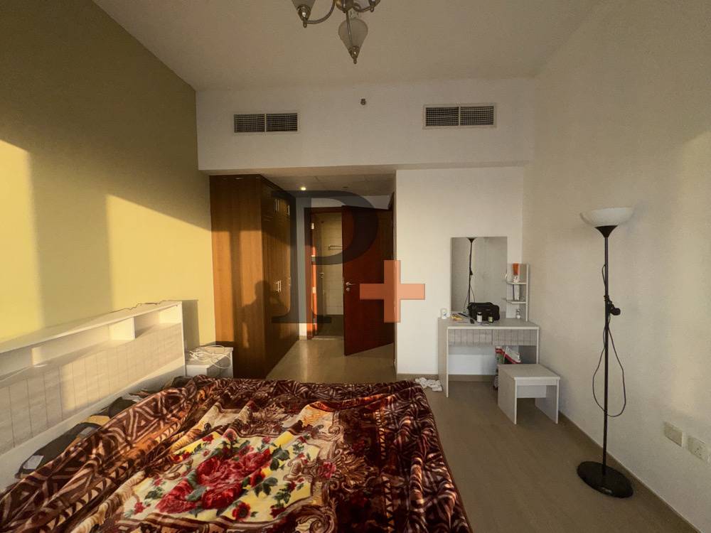 High Floor | Spacious Unit | Prime Location |
