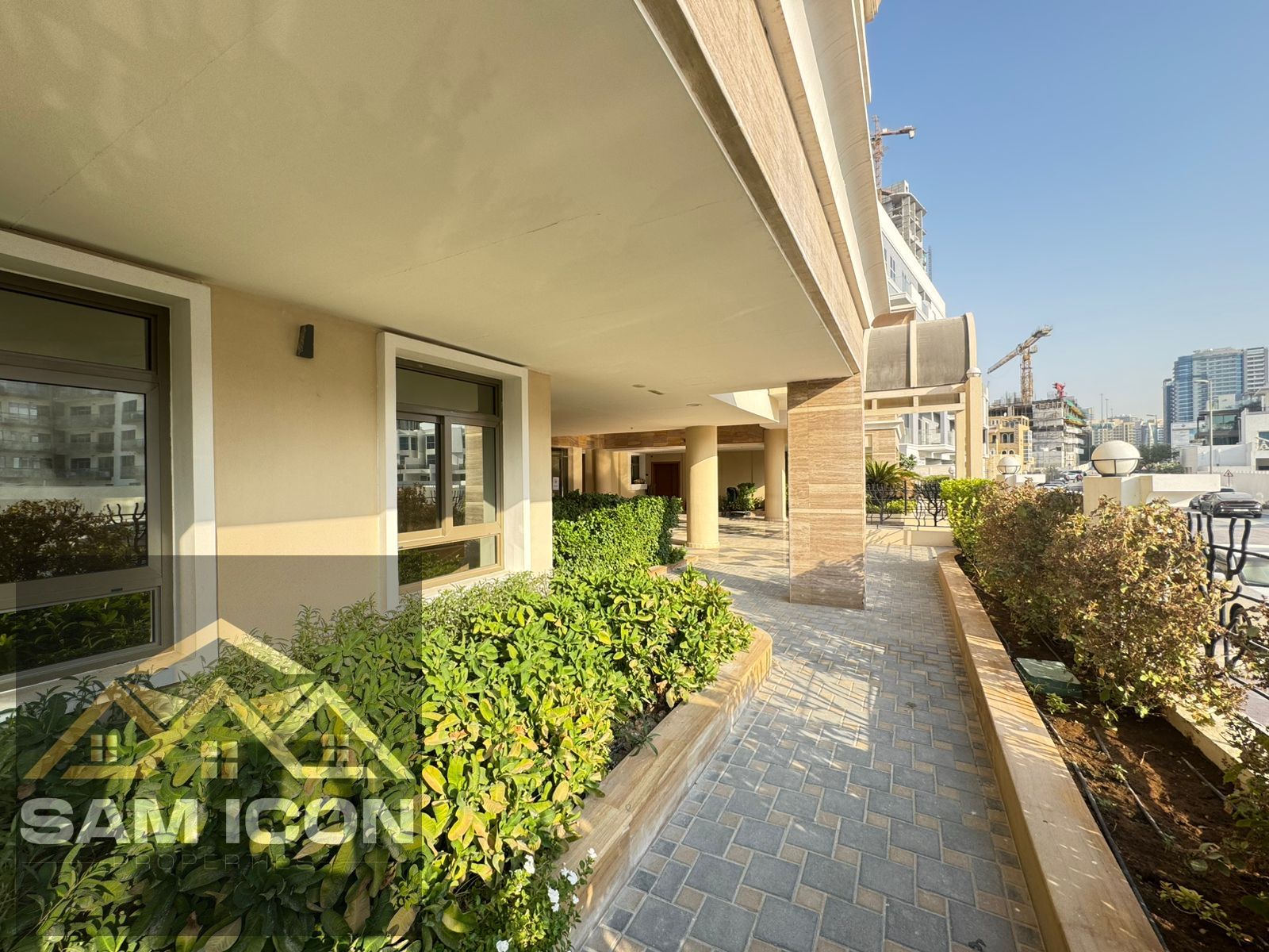 Private Entrance | 2 beds Duplex | Community View