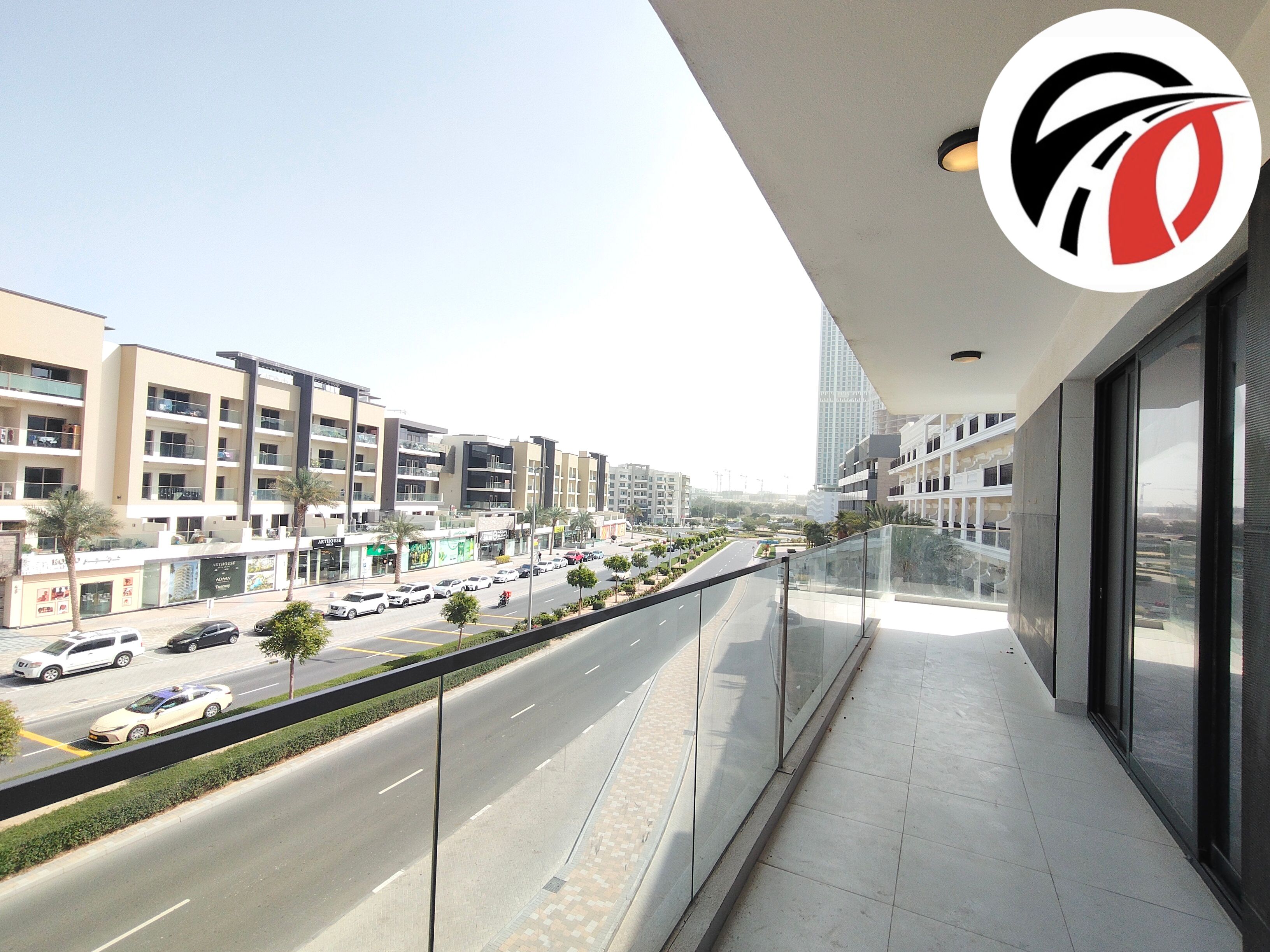 Spacious 1bhk with big living area/ corner unit / community side view/ near to miracle garden/ Arjan