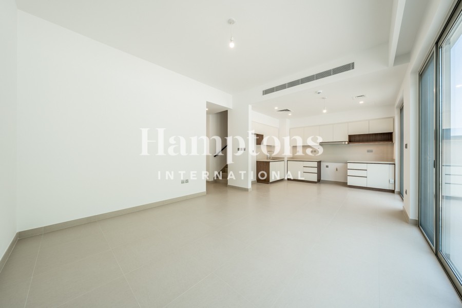 4-Bedroom Villa, Ready to Move