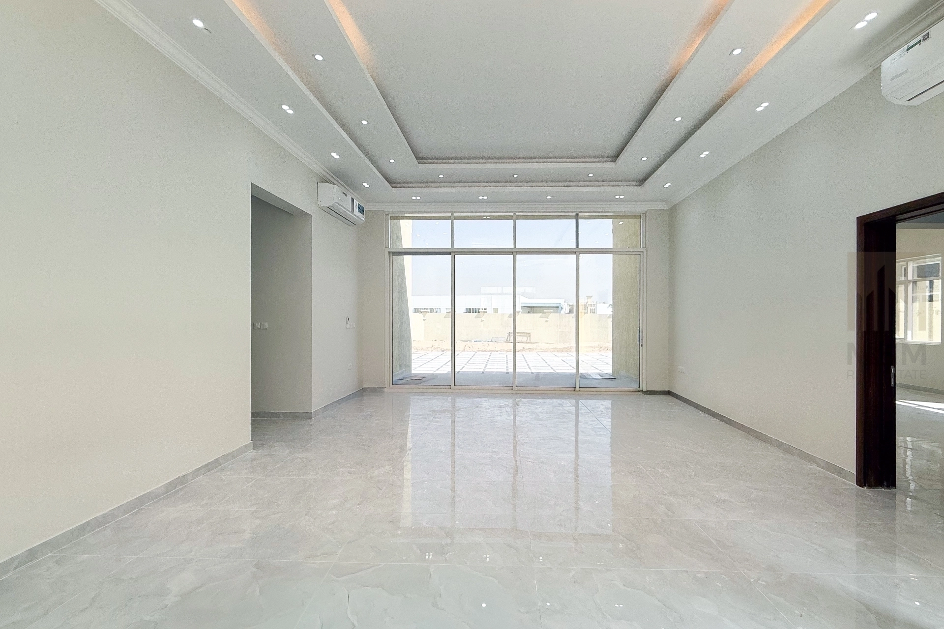 Brand New | Spacious 4 BHK + Maid | Large Plot