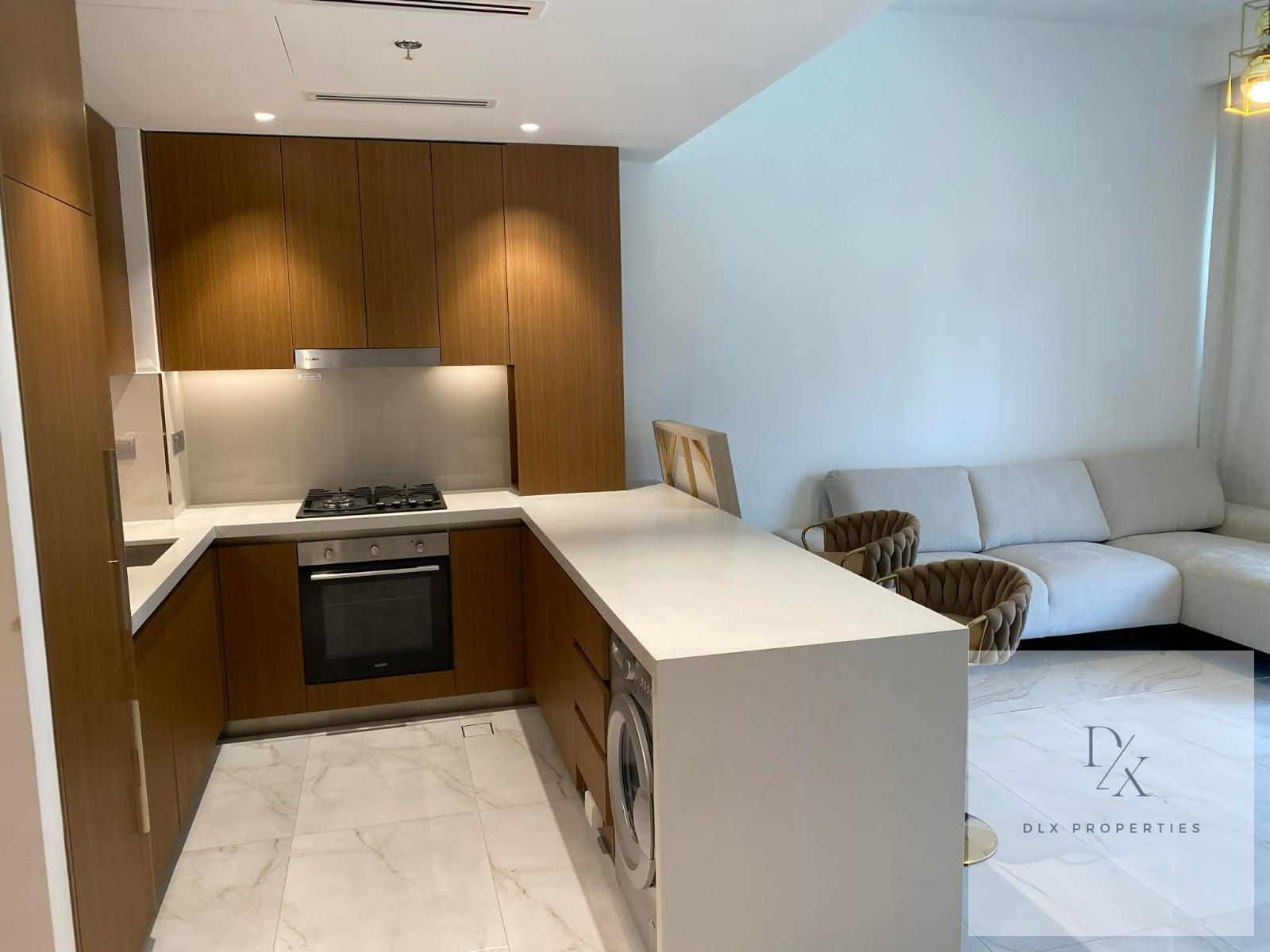 LUXURIOUSLY FURNISHED || POOL VIEW || READY TO MOVE