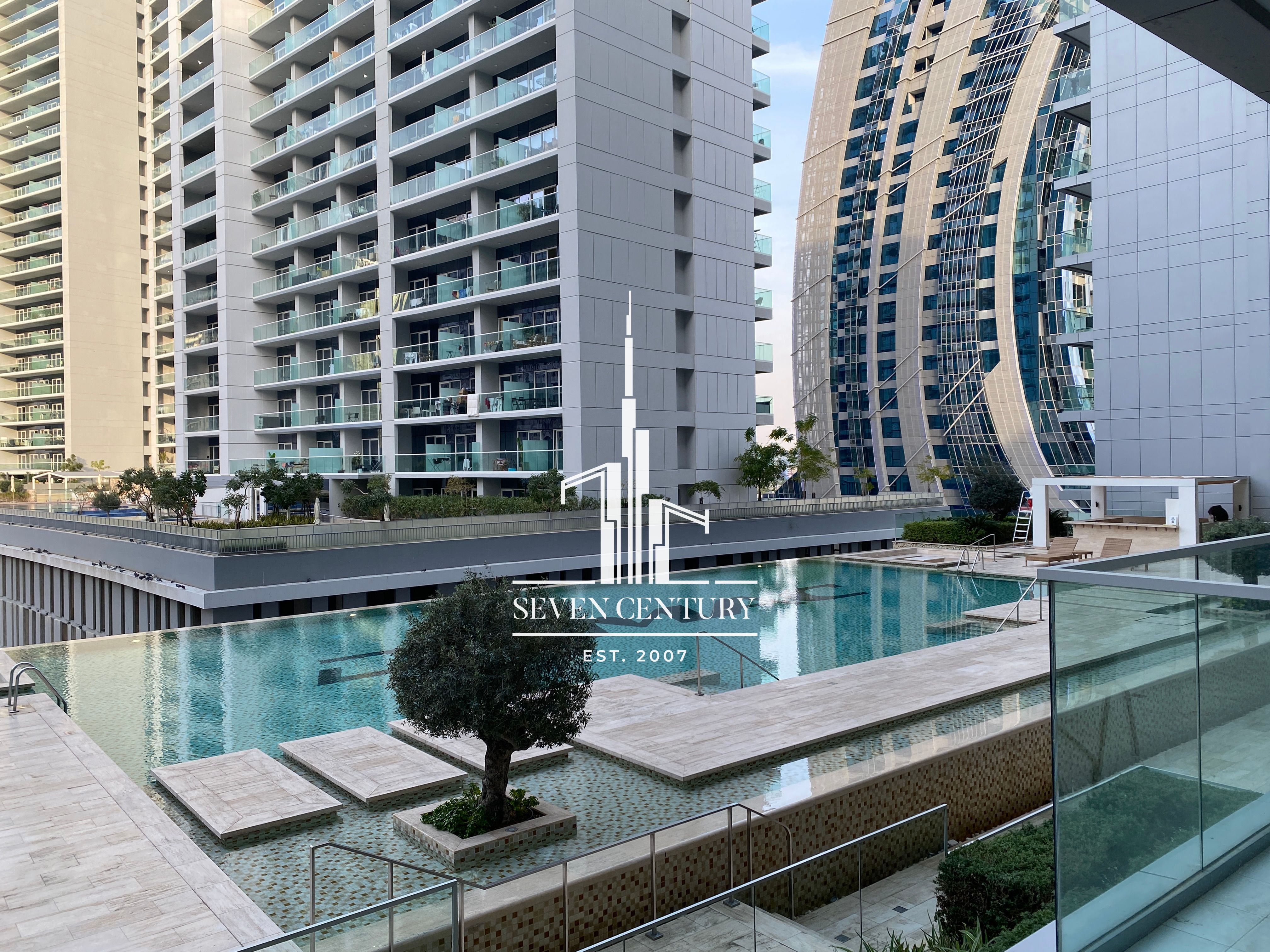 Fully Furnished Apt | Pool View | Vacant Unit
