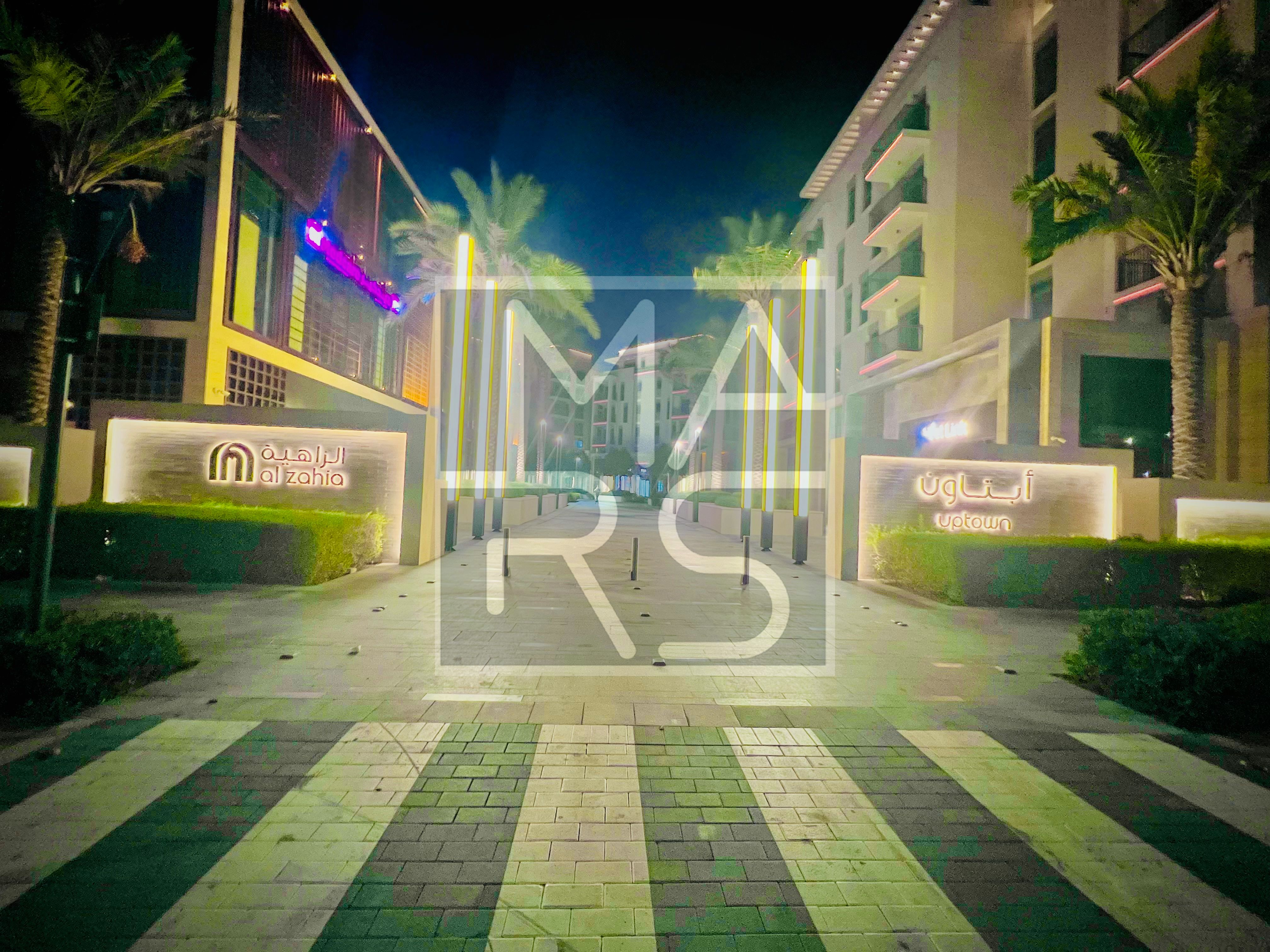 Luxurious// Specious// Ready to Move
