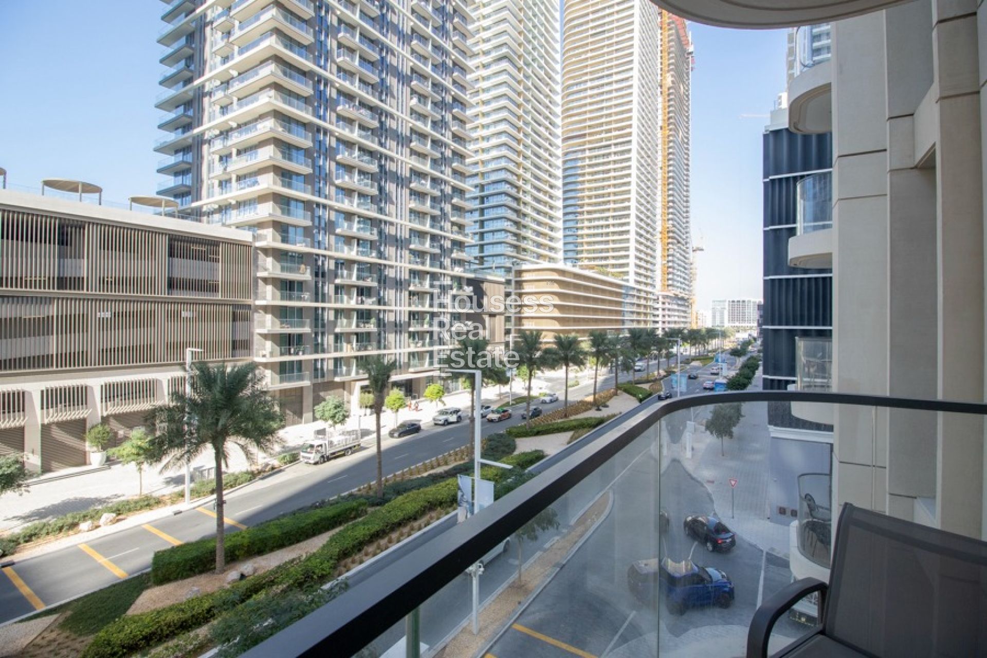 Prime Location | Ready to Move-in | Beach Access