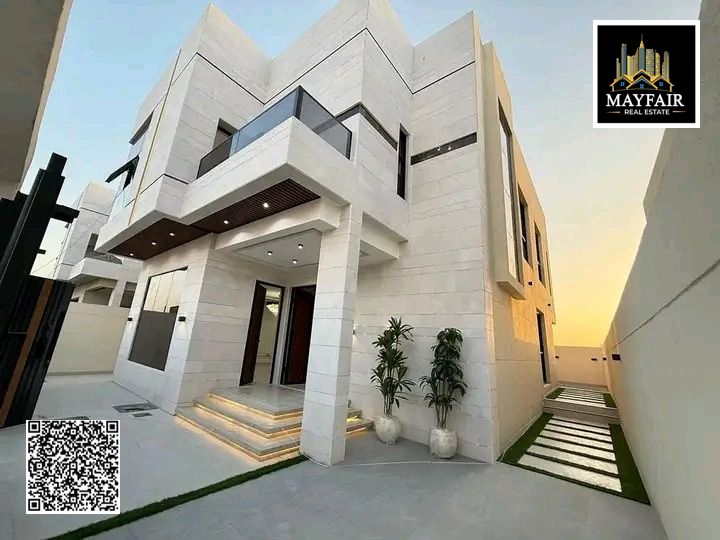 Don't miss this opportunity! Own a home that combines quality and distinctive personal finishes at a price that includes registration and ownership.