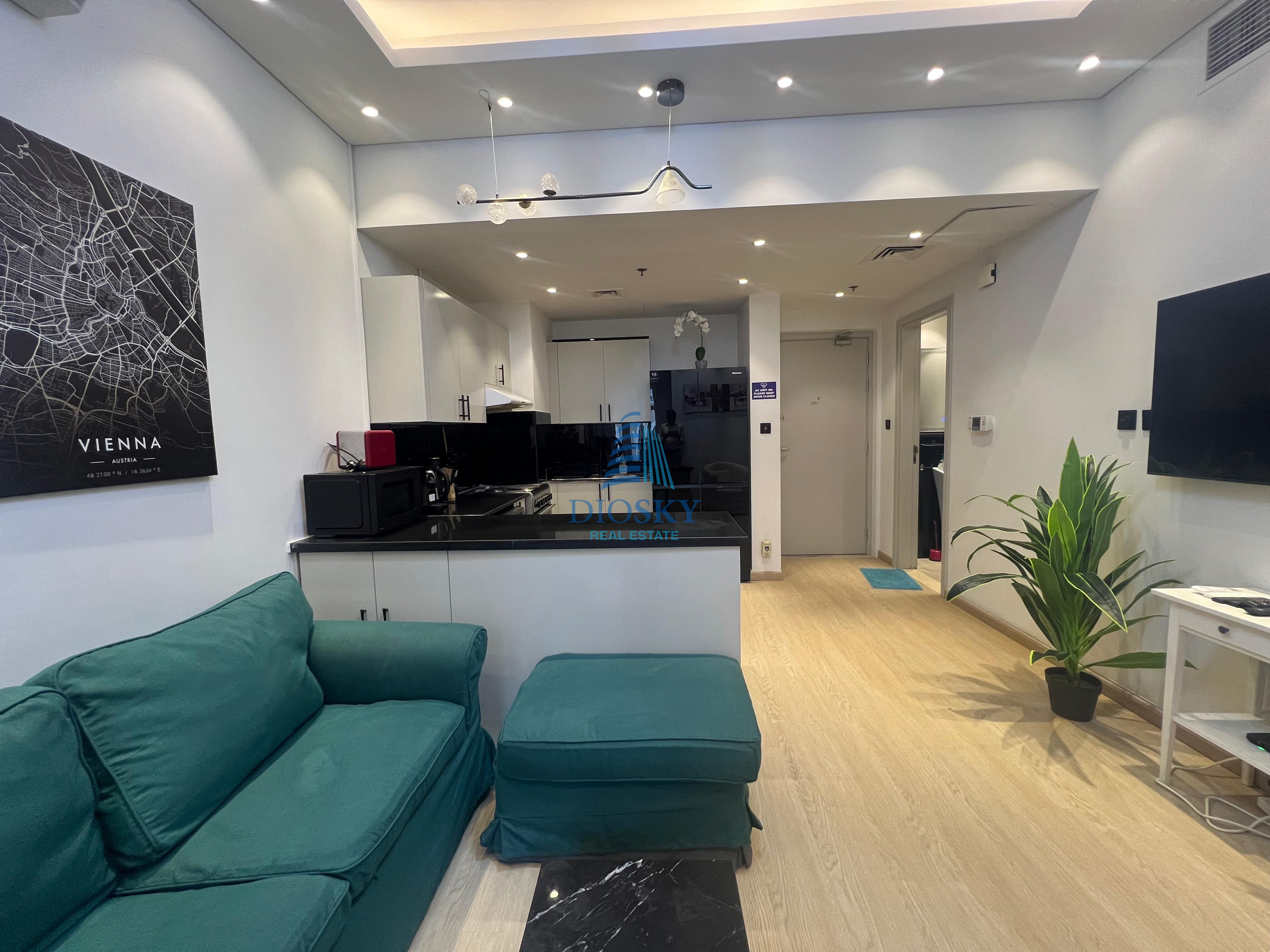 12 Cheques | Pay Monthly | Prime Location