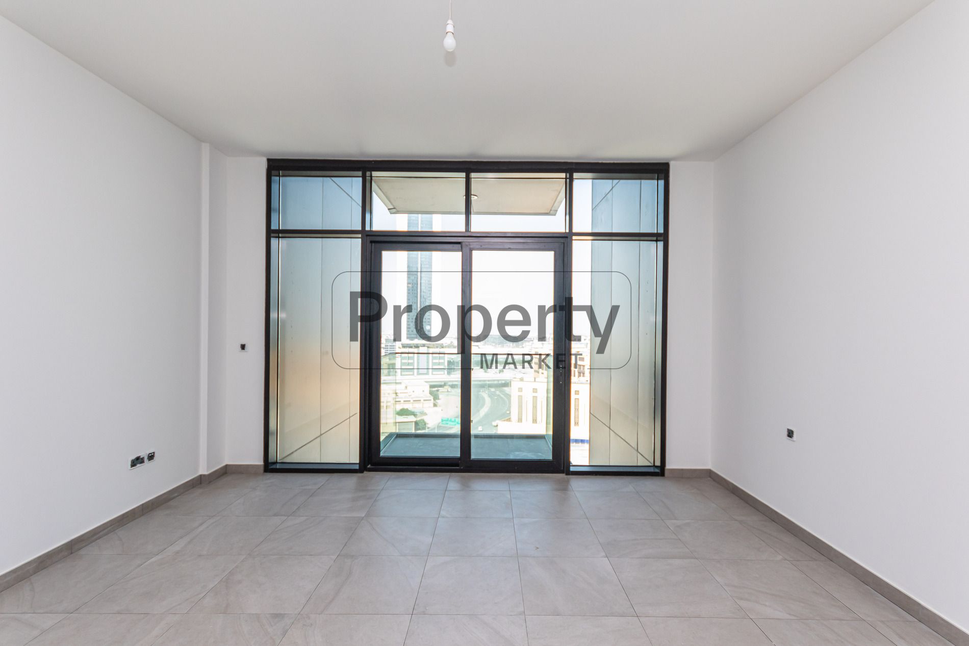 Unfurnished | Huge Layout | Flexible Payments