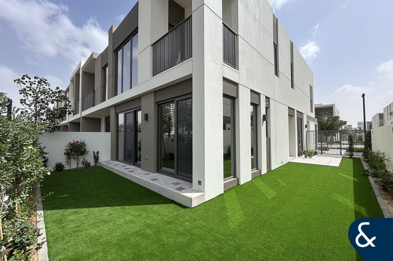 Landscaped | Opposite Pool | Vacant Now