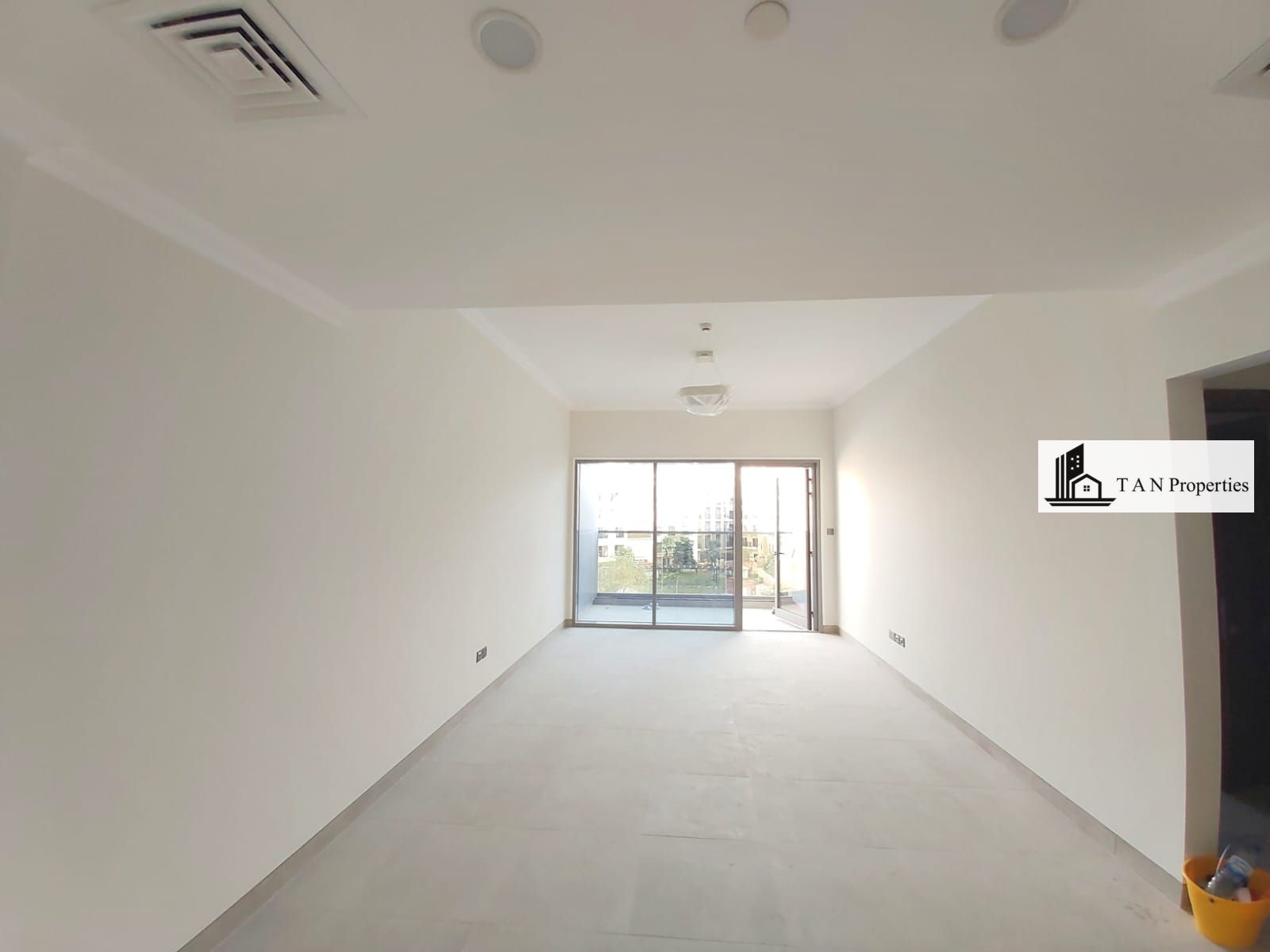 BRAND NEW | MODREN FINISHING | SPACIOUS
