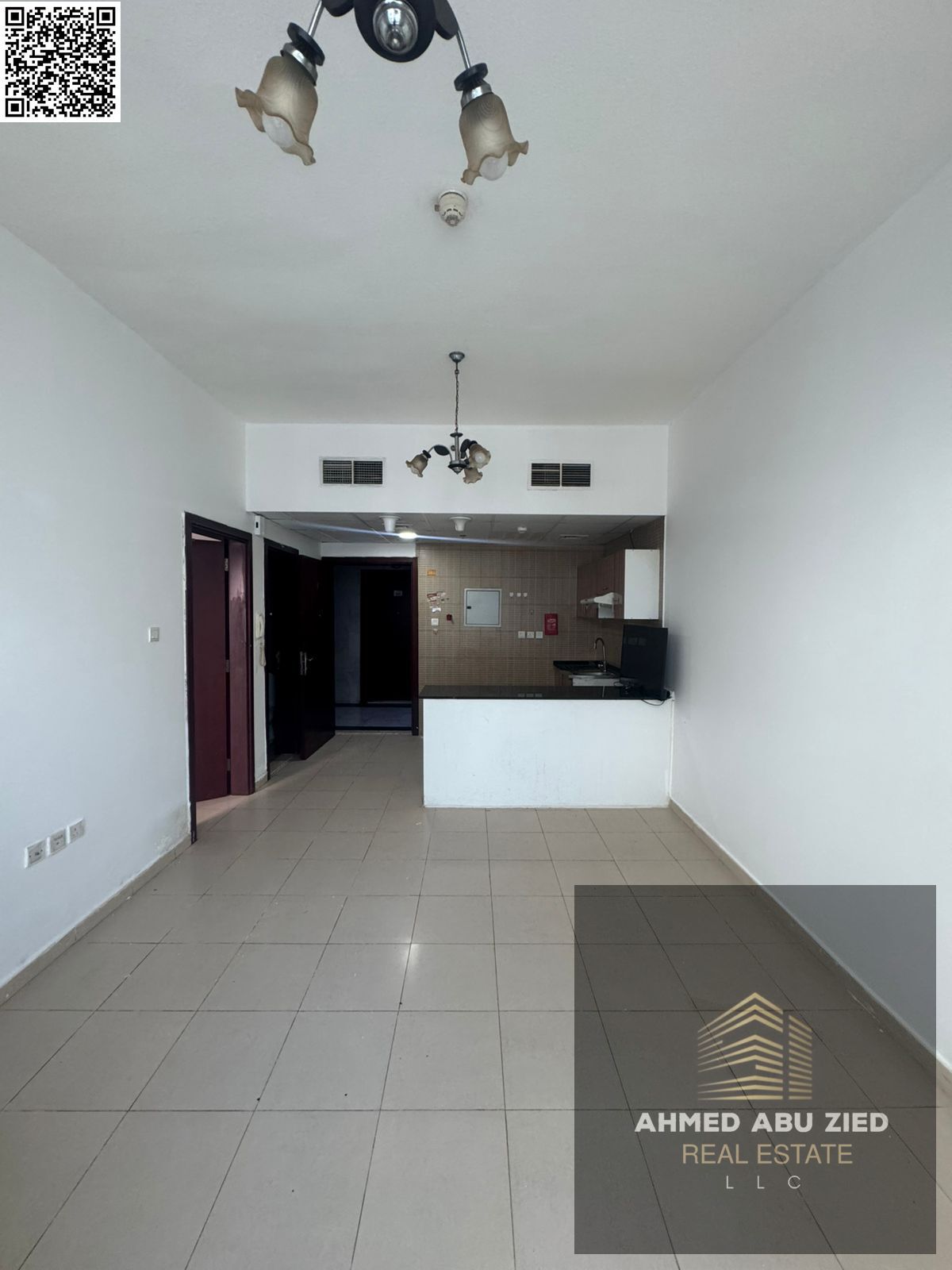 One bedroom and living room for annual rent in City Towers – prime location opposite Grand Mall and Ruler's Palace in Ajman
