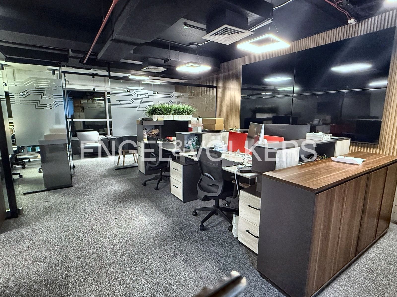 Prime Location|Prestigious|Ready ToMove|Furnished
