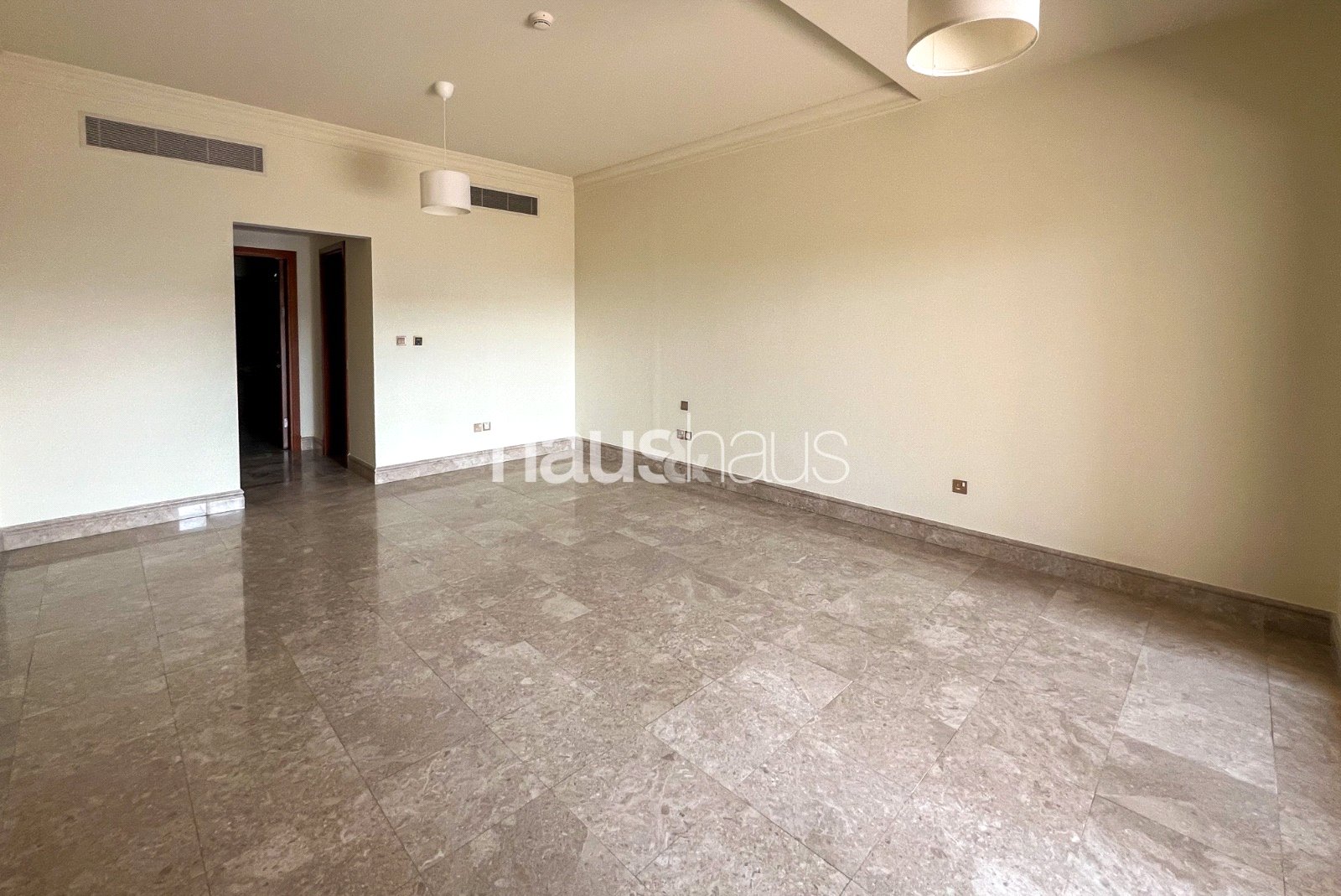 Motivated | Vacant on Transfer | Extended Balcony