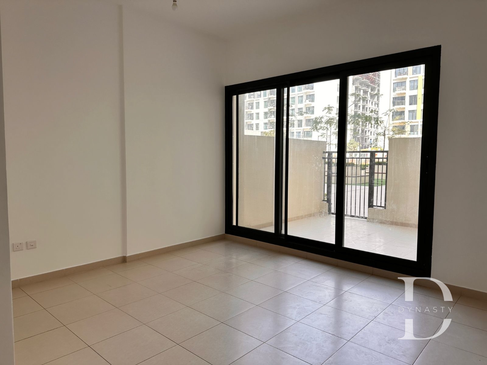 SPACIOUS STUDIO WITH BIG BALCONY|PRIME LOCATION