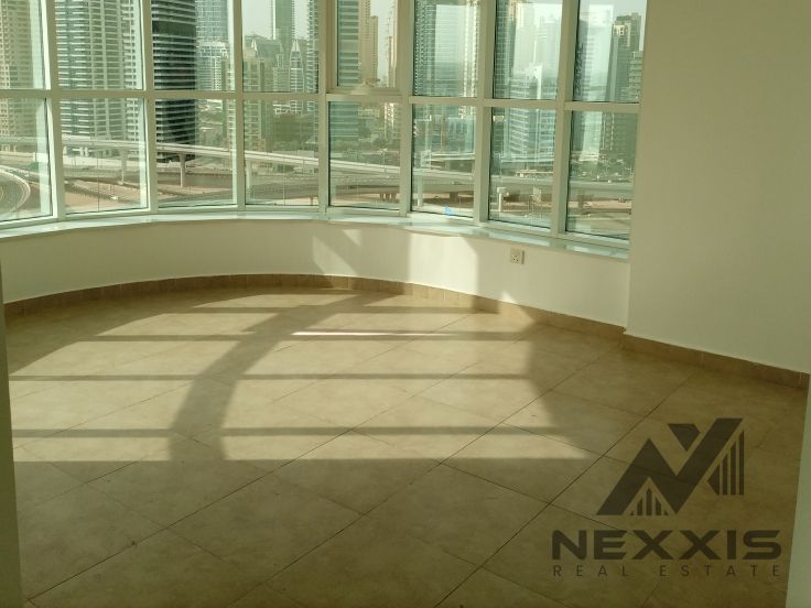 PRIME LOCATION/ UNFURNISHED / NEAR METRO