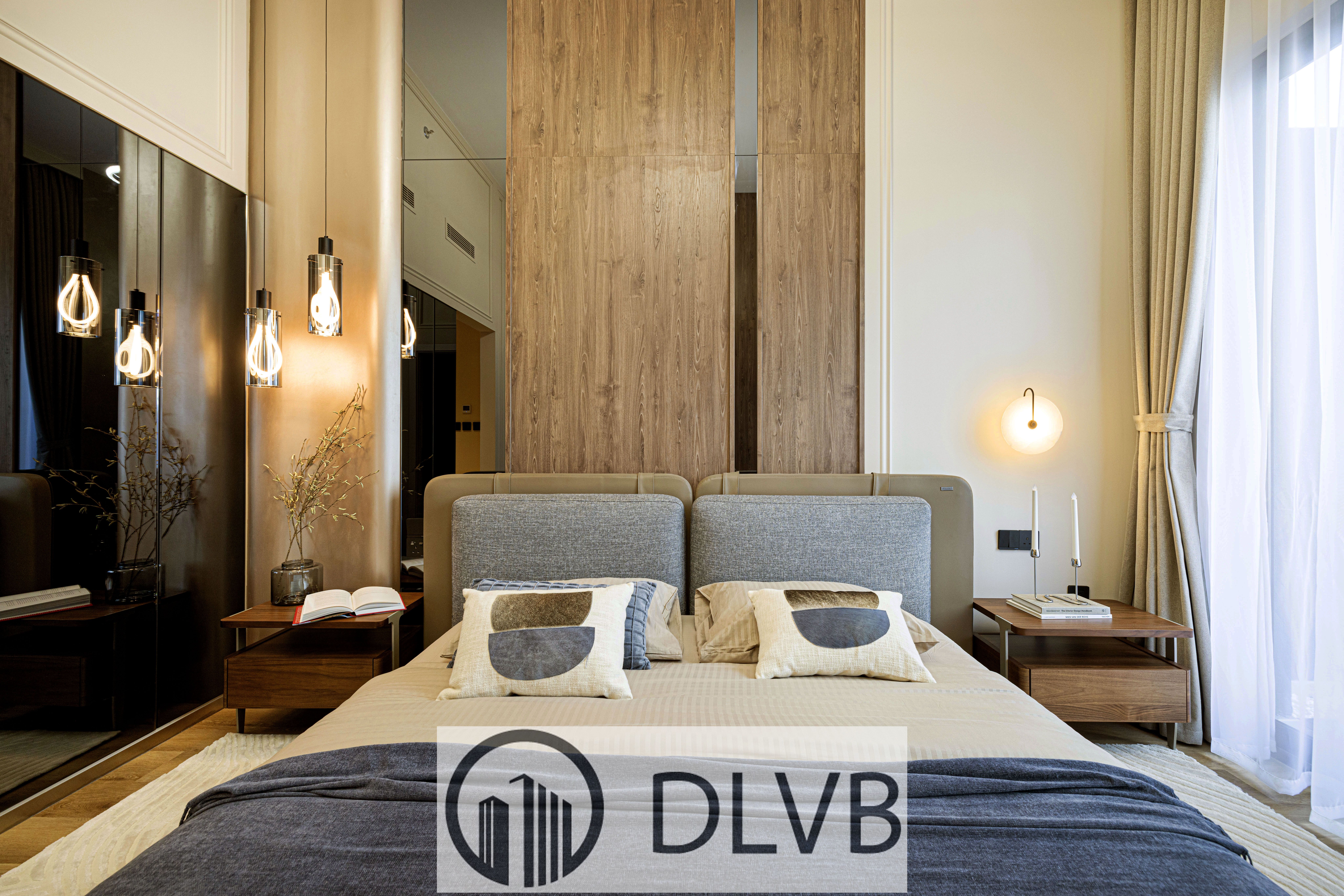 LUXURY 3 BR | VACANT | RENOVATED | FULLY FURNISHED