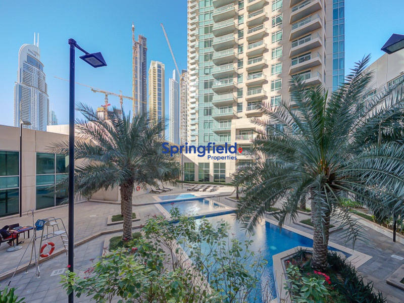Prime Living | Spacious | Pool | Partial Burj View