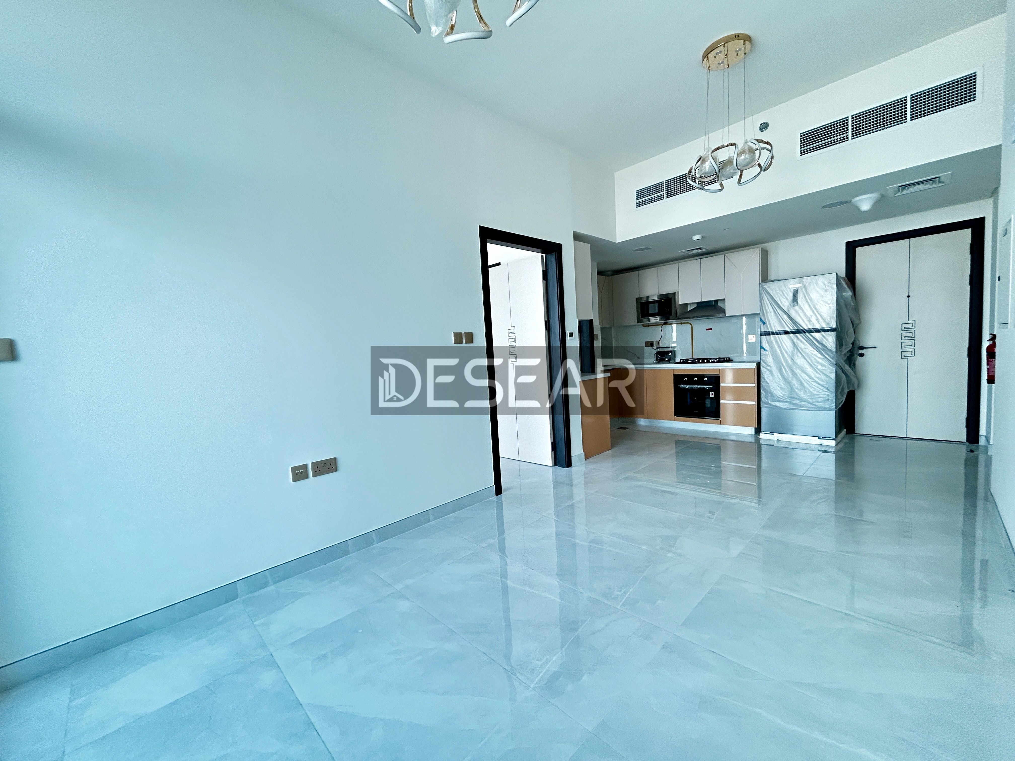 New Apartment With Flexible Plan - Stunning Views