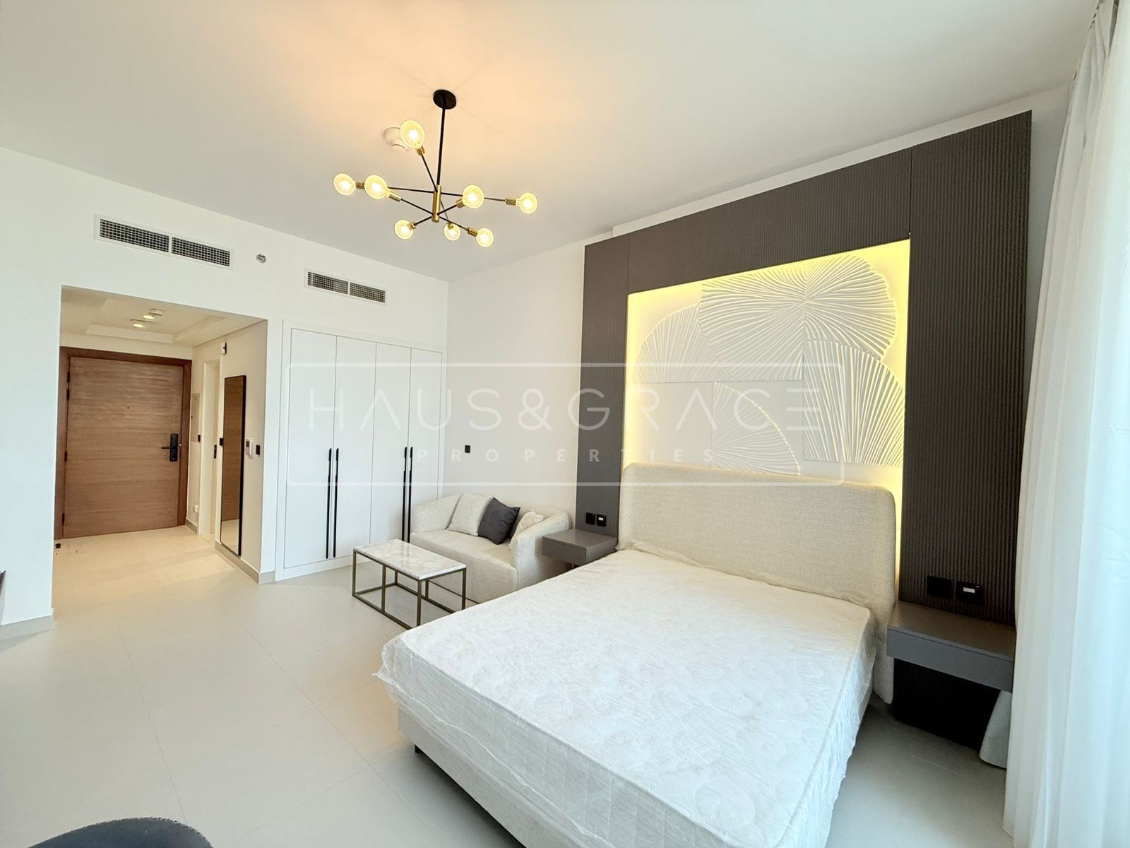 ULTRA LUXURY FULLY FURNISHED SMART STUDIO PRIME LOCATION