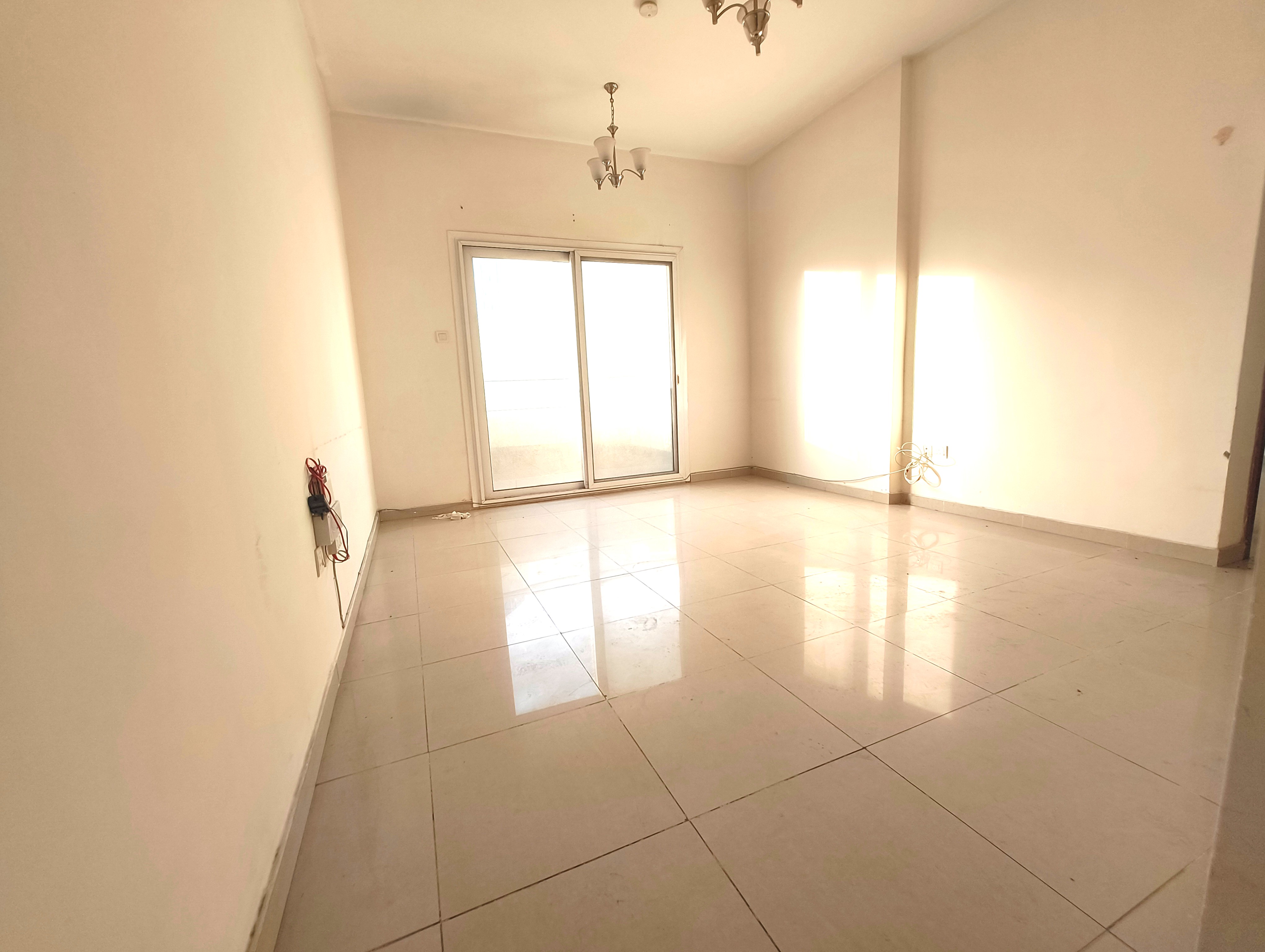 DEPOSIT NOT CASH BEST OFFER 1_BHKAPARTMENT / CANTRAL AC RANT ONLY 28k