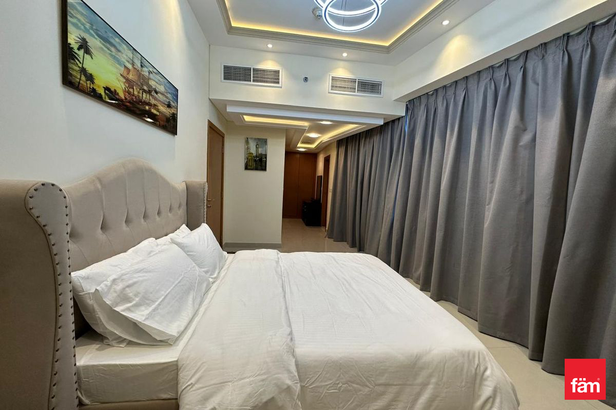 City View | Fully Furnished | Upgraded | Vacant