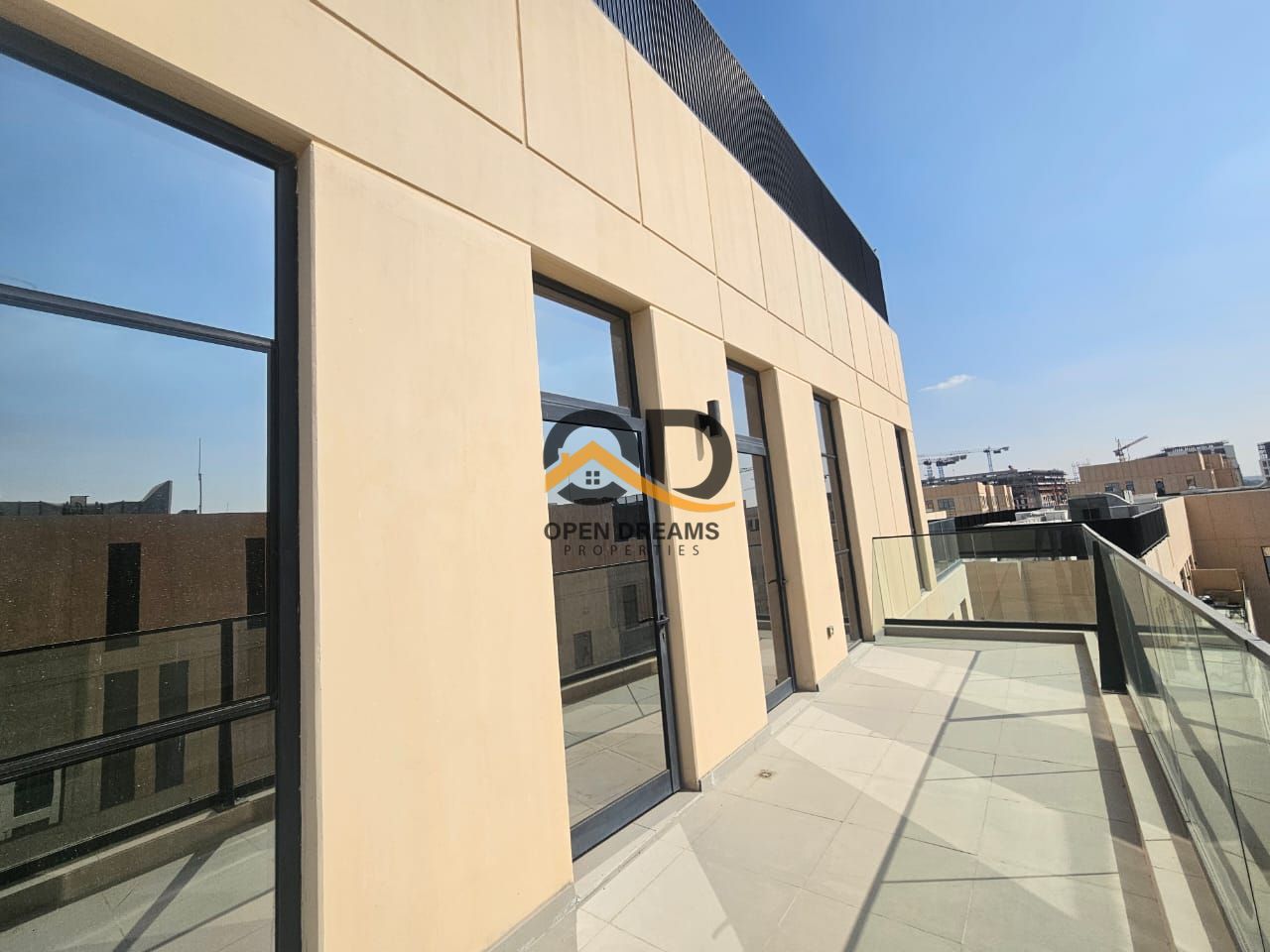 Ready to Move | Freehold | Genuine Penthouse for sale