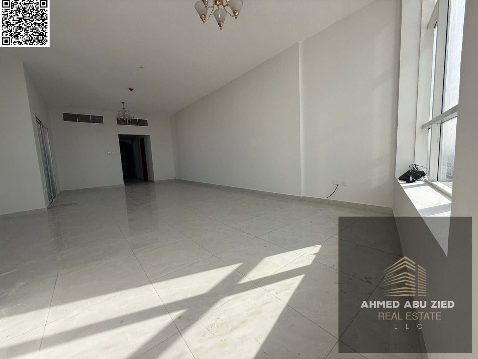 Largest and most beautiful 3-bedroom apartment with a living room for annual rent - Master bedroom - 4 bathrooms - 2 balconies with sea views - Excell